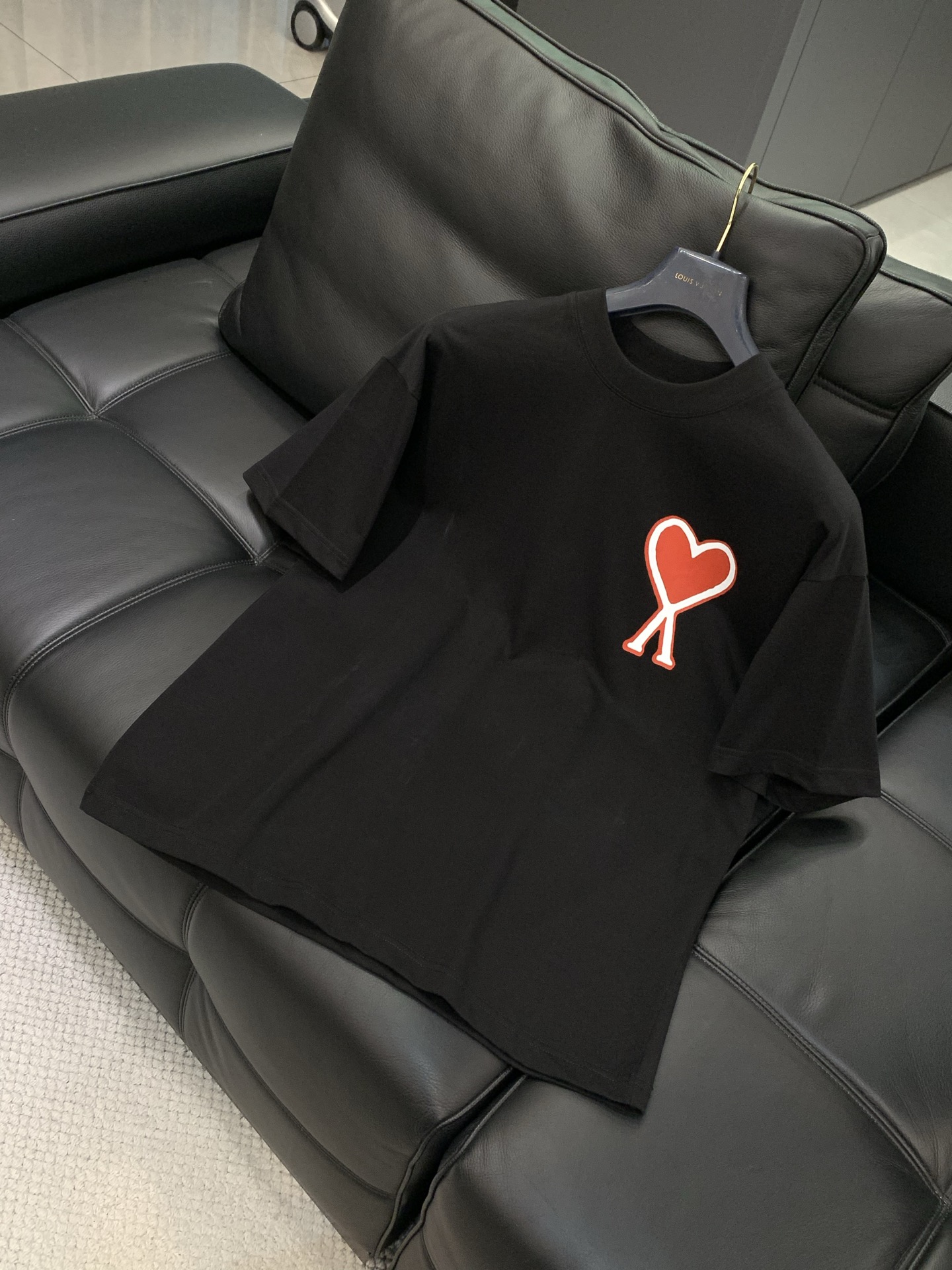 ，ami，2026春夏最新品，专柜同步有售，原单狠货，休闲时尚圆领短袖T恤，进口原版面料，顶级印花工艺字