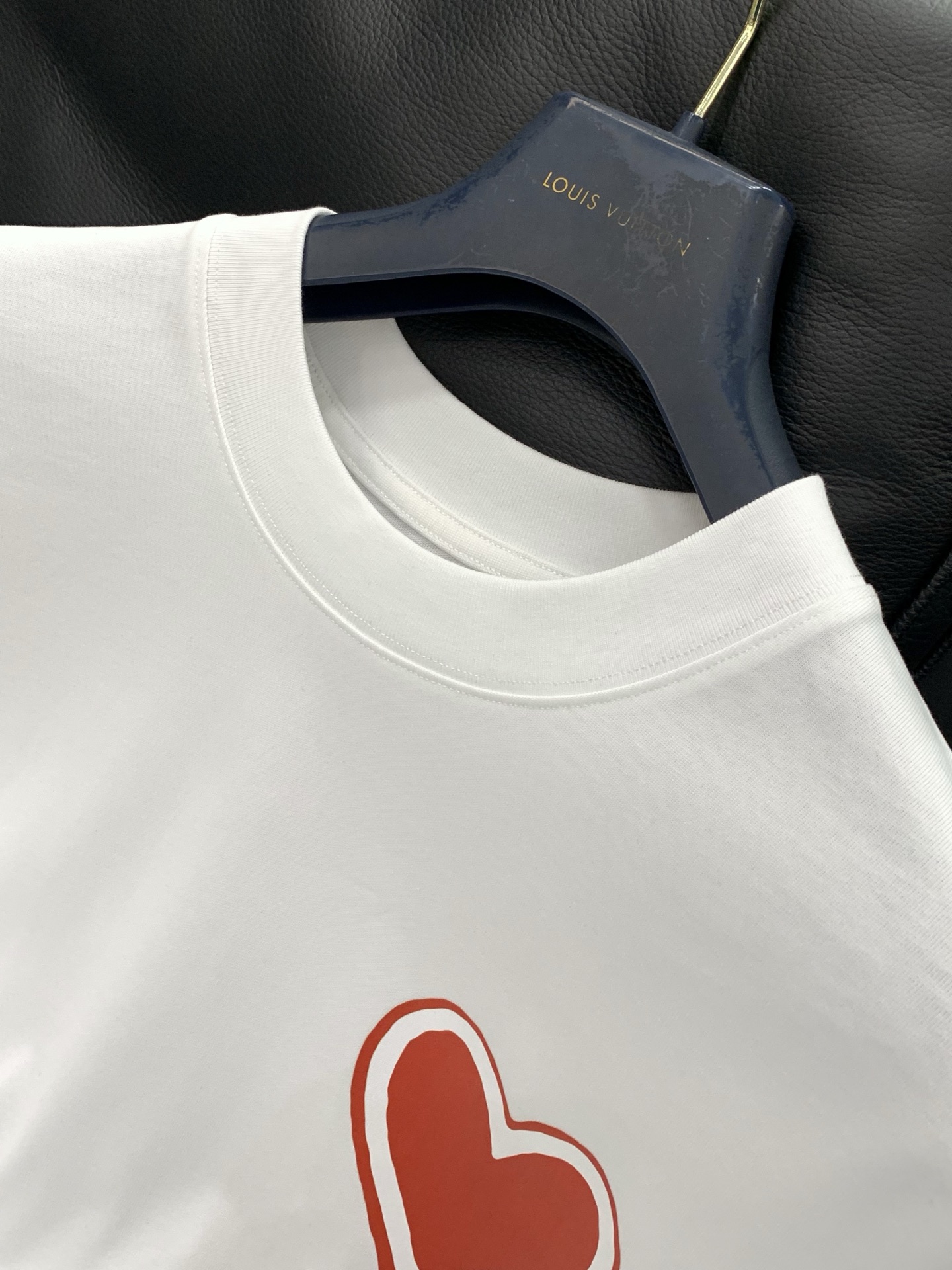 ，ami，2026春夏最新品，专柜同步有售，原单狠货，休闲时尚圆领短袖T恤，进口原版面料，顶级印花工艺字