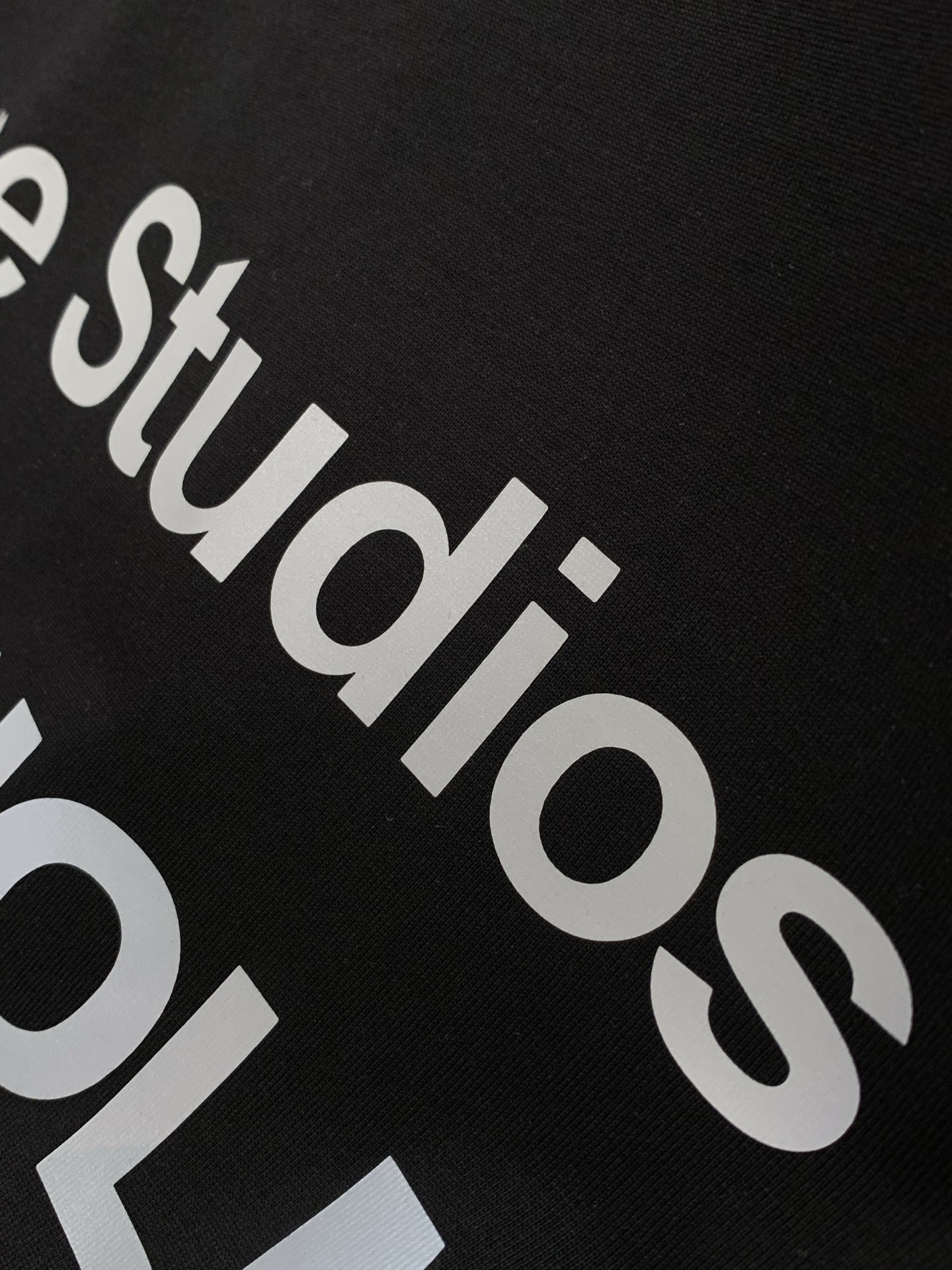 ，Acne Studios 瑞典时尚品牌，2026春夏最新款，时尚休闲圆领短袖T恤，官网专柜同步有售，原