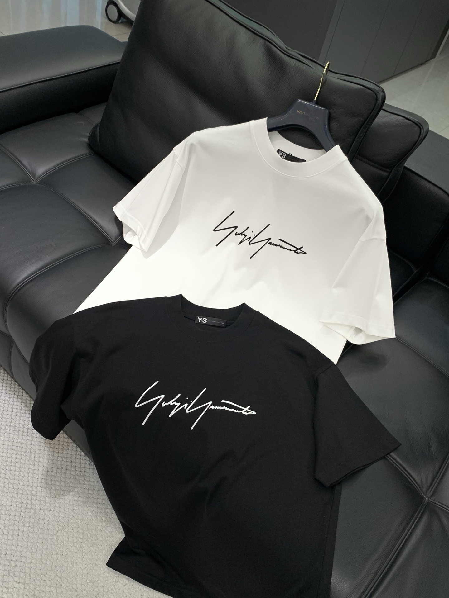 ，Y-3 山本耀司，2026春夏最新品，专柜同步有售，原单狠货，时尚休闲圆领短袖T恤，进口原版面料，舒适