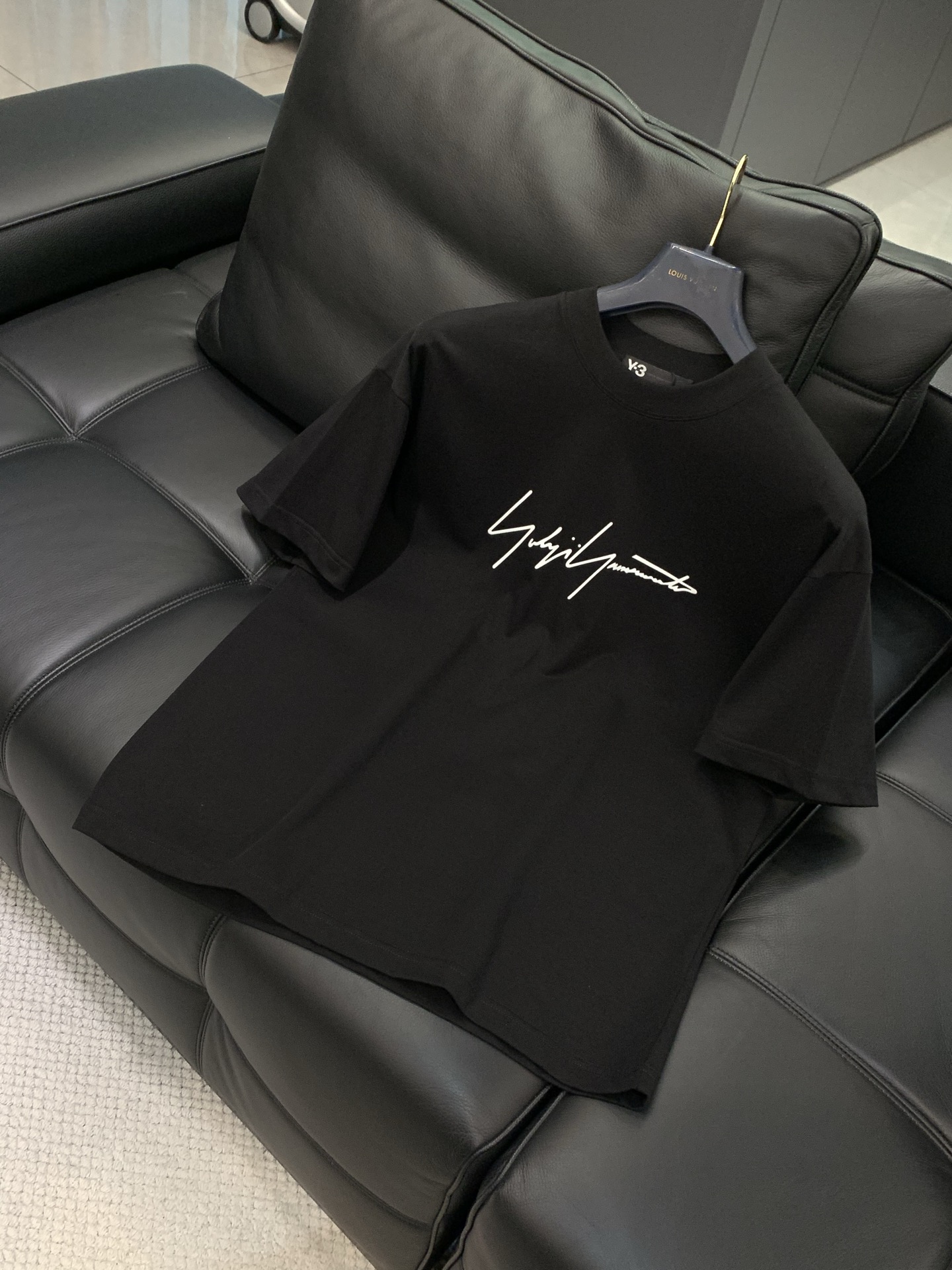 ，Y-3 山本耀司，2026春夏最新品，专柜同步有售，原单狠货，时尚休闲圆领短袖T恤，进口原版面料，舒适