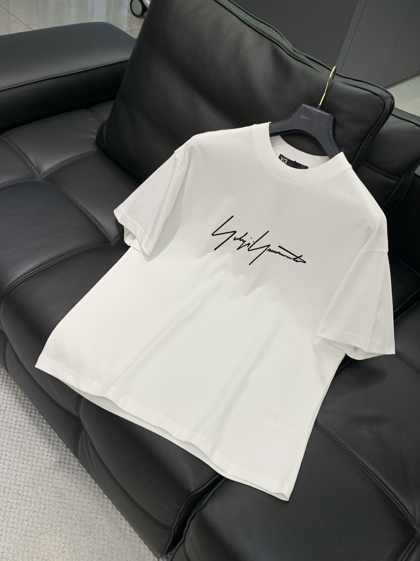 ，Y-3 山本耀司，2026春夏最新品，专柜同步有售，原单狠货，时尚休闲圆领短袖T恤，进口原版面料，舒适