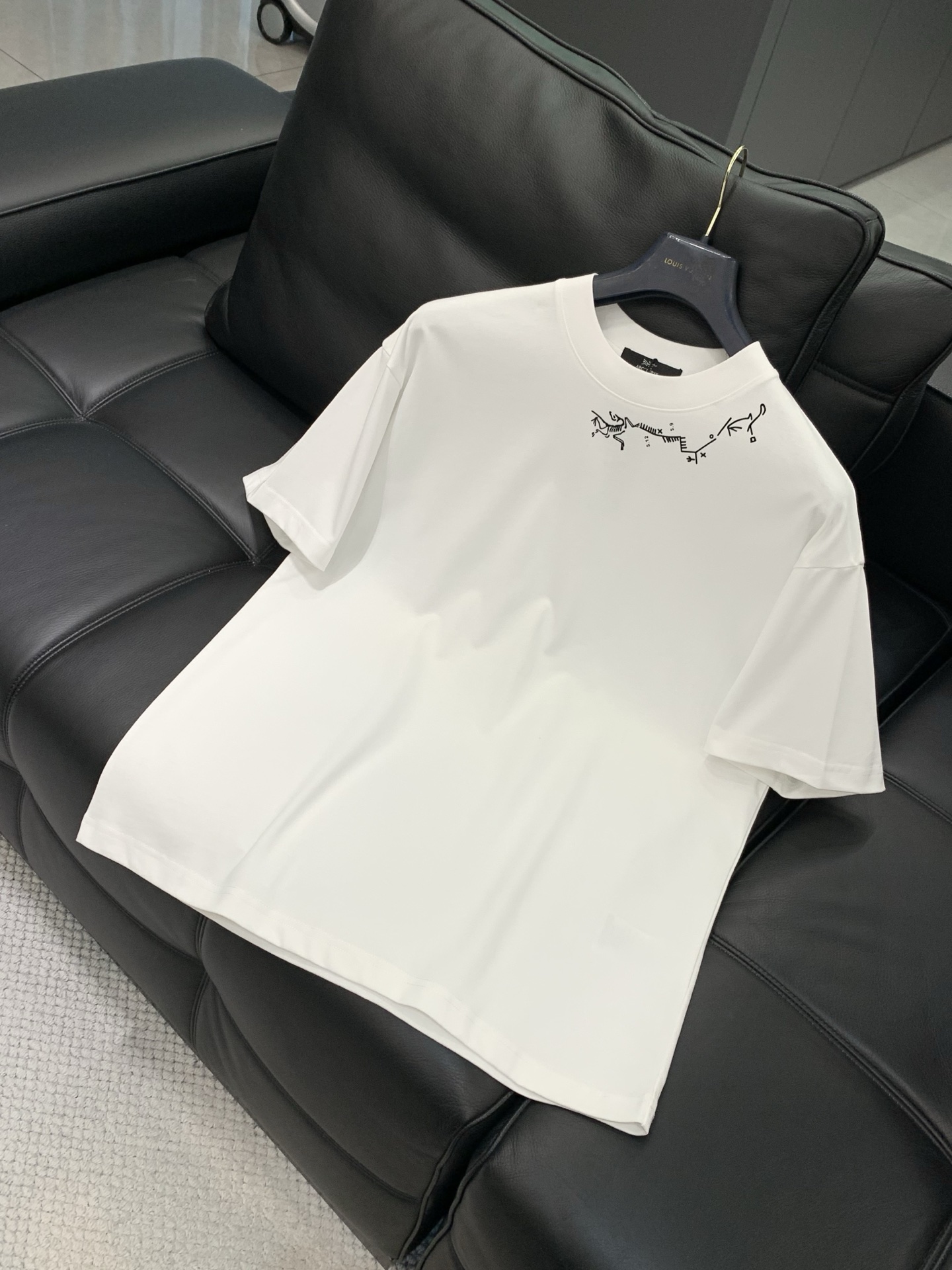 ，ARCTERYX 始祖鸟，2026春夏AW新品，时尚休闲圆领短袖T恤，专柜同步有售，原单狠货，进口原版