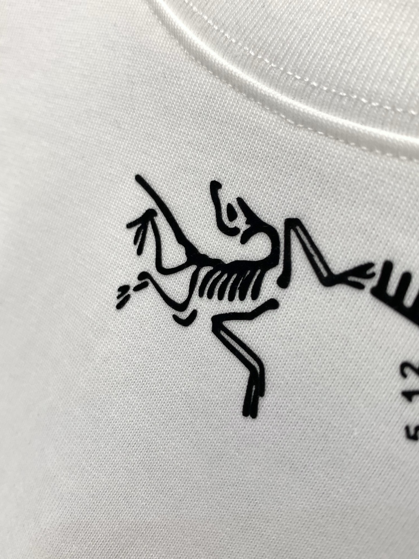 ，ARCTERYX 始祖鸟，2026春夏AW新品，时尚休闲圆领短袖T恤，专柜同步有售，原单狠货，进口原版