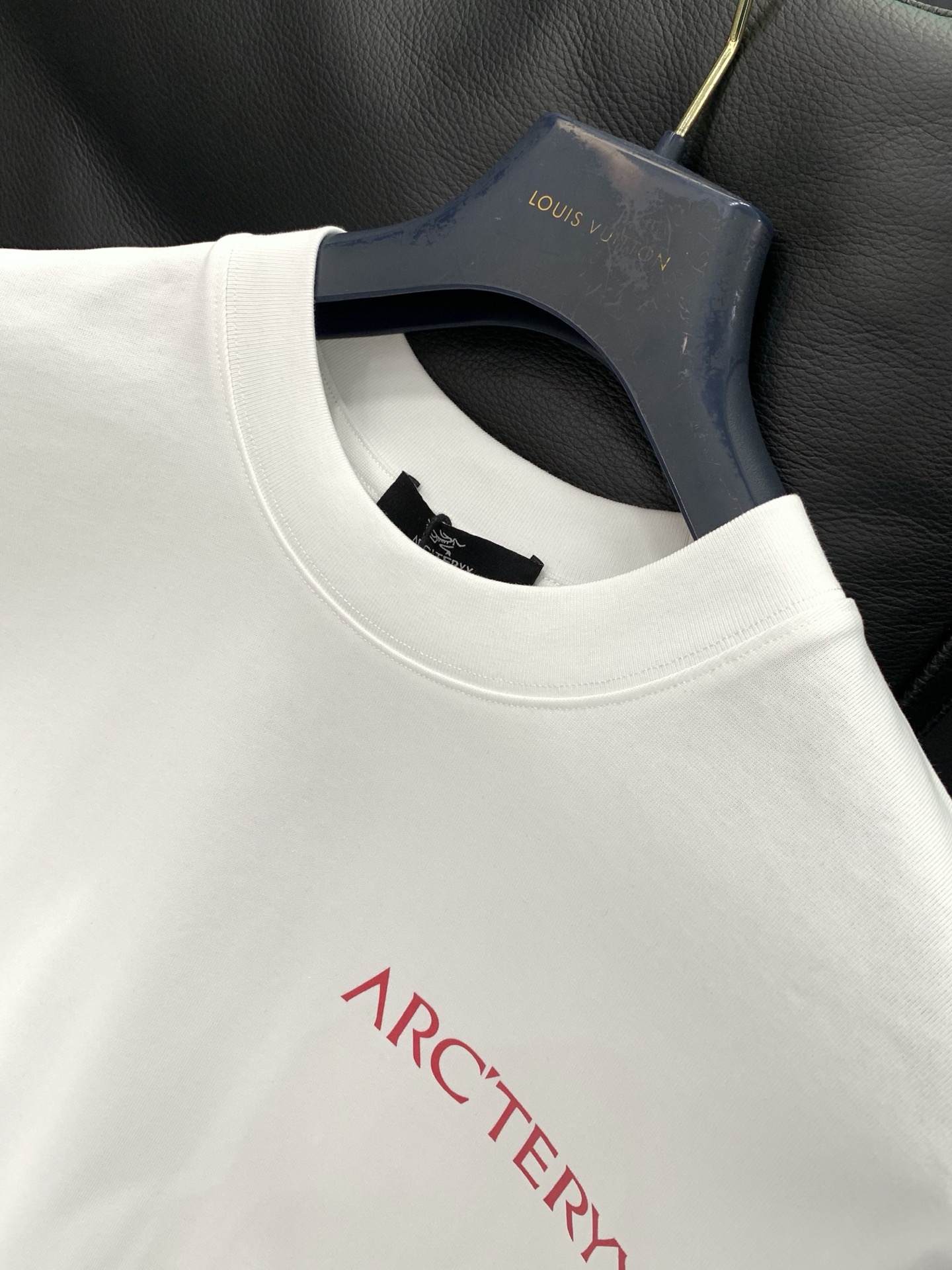 ，ARCTERYX 始祖鸟，2026春夏AW新品，时尚休闲圆领短袖T恤，专柜同步有售，原单狠货，进口原版