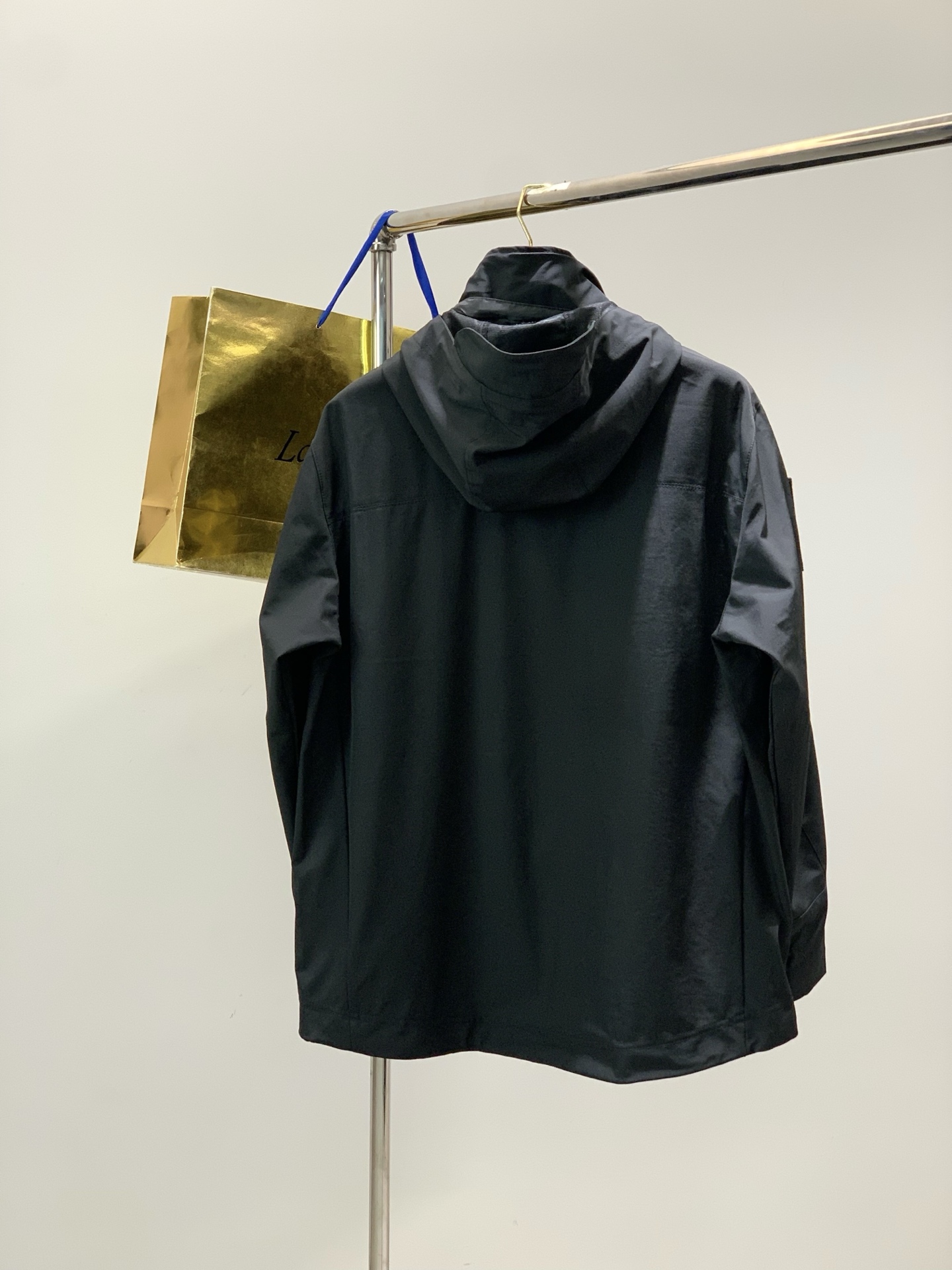 ，Stone Island 石头岛，2026春季最新款，专柜同步有售，原单狠货，爆款时尚休闲连帽外套，进