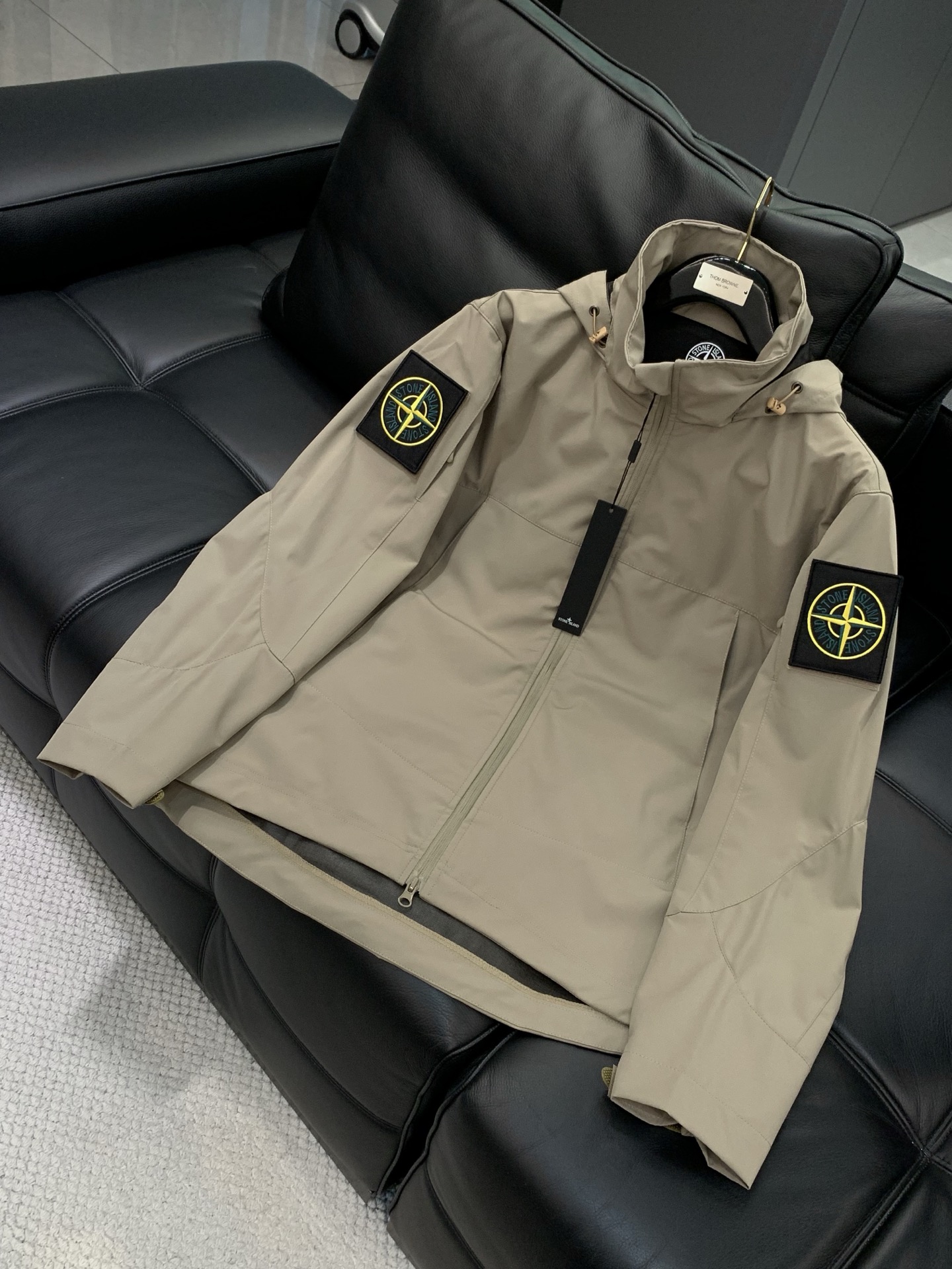 ，Stone Island 石头岛，2026春季最新款，专柜同步有售，原单狠货，爆款时尚休闲连帽外套，进