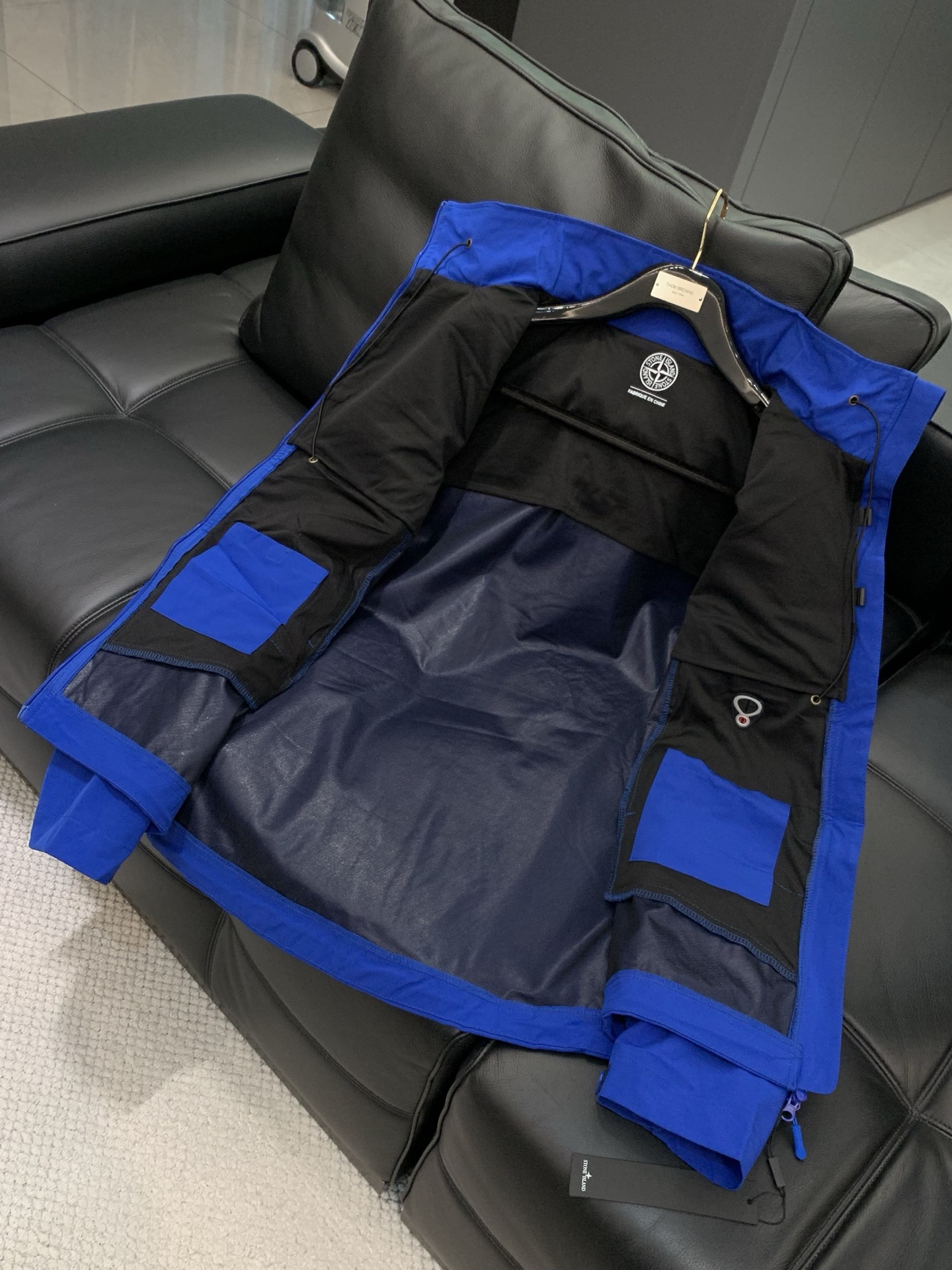 ，Stone Island 石头岛，2026春季最新款，专柜同步有售，原单狠货，爆款时尚休闲连帽外套，进