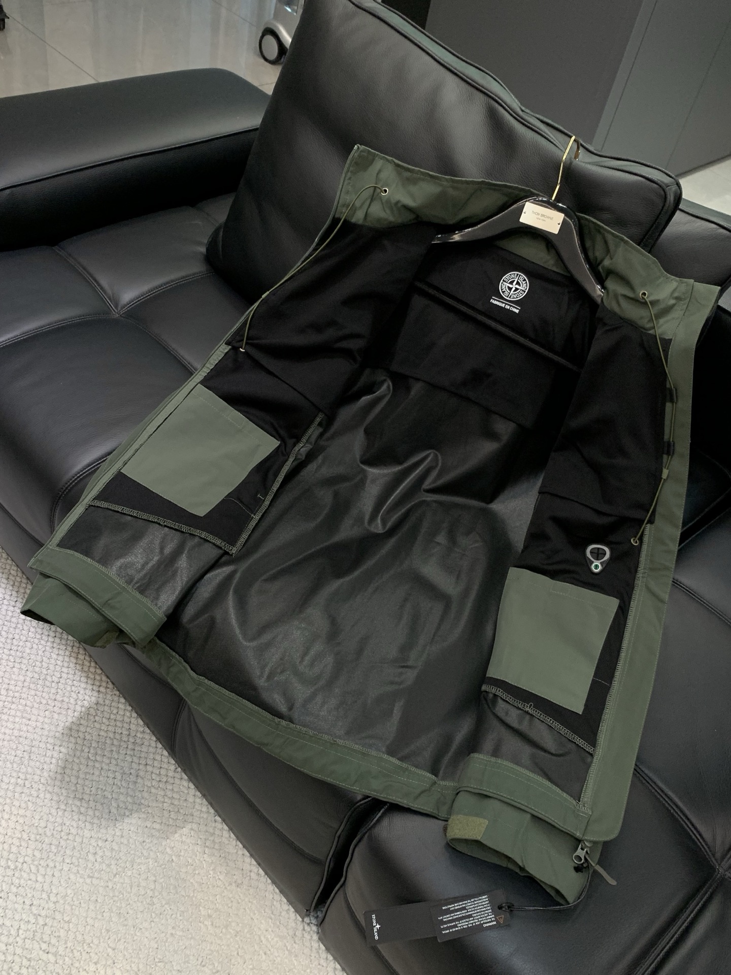 ，Stone Island 石头岛，2026春季最新款，专柜同步有售，原单狠货，爆款时尚休闲连帽外套，进