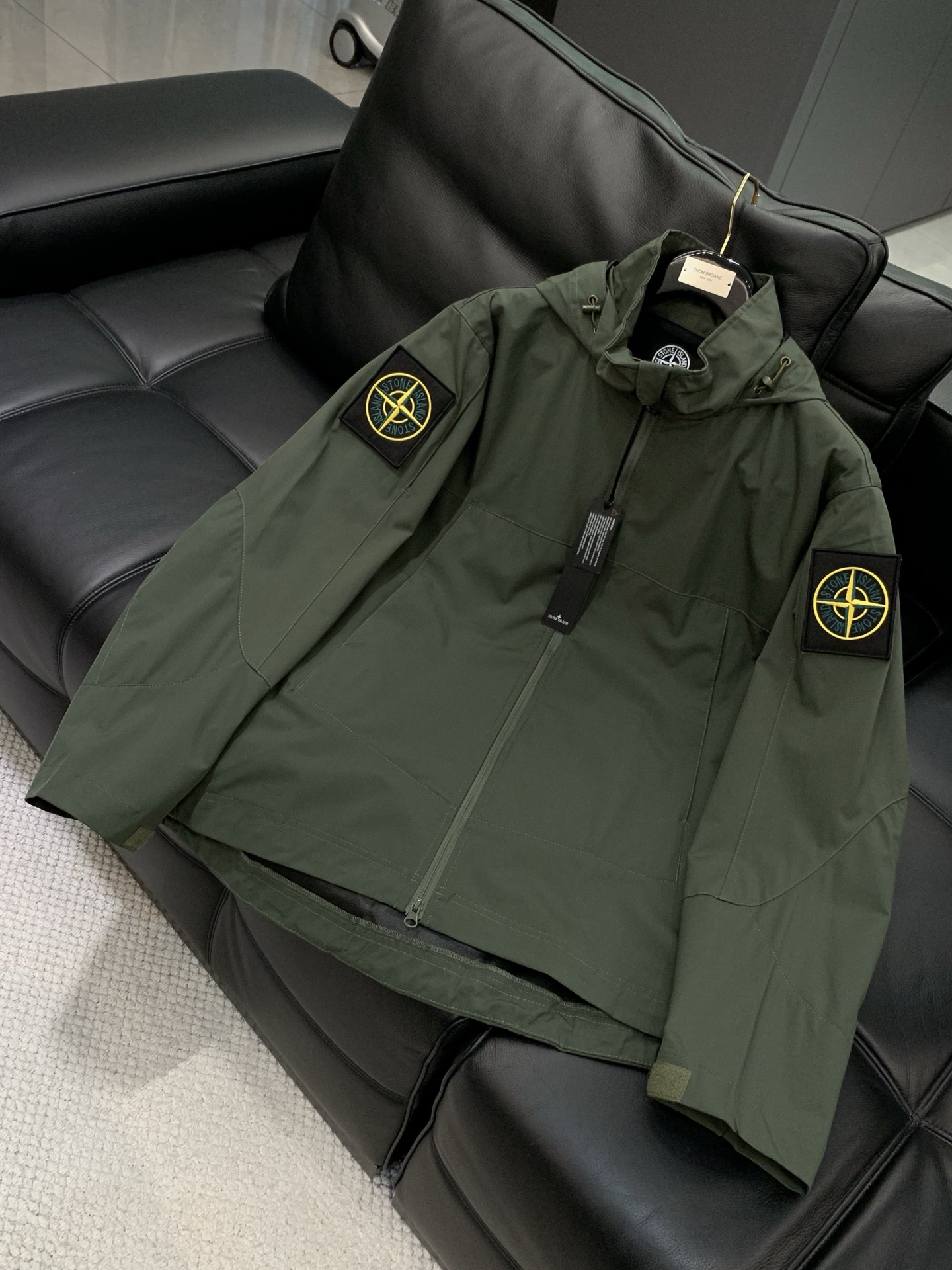 ，Stone Island 石头岛，2026春季最新款，专柜同步有售，原单狠货，爆款时尚休闲连帽外套，进