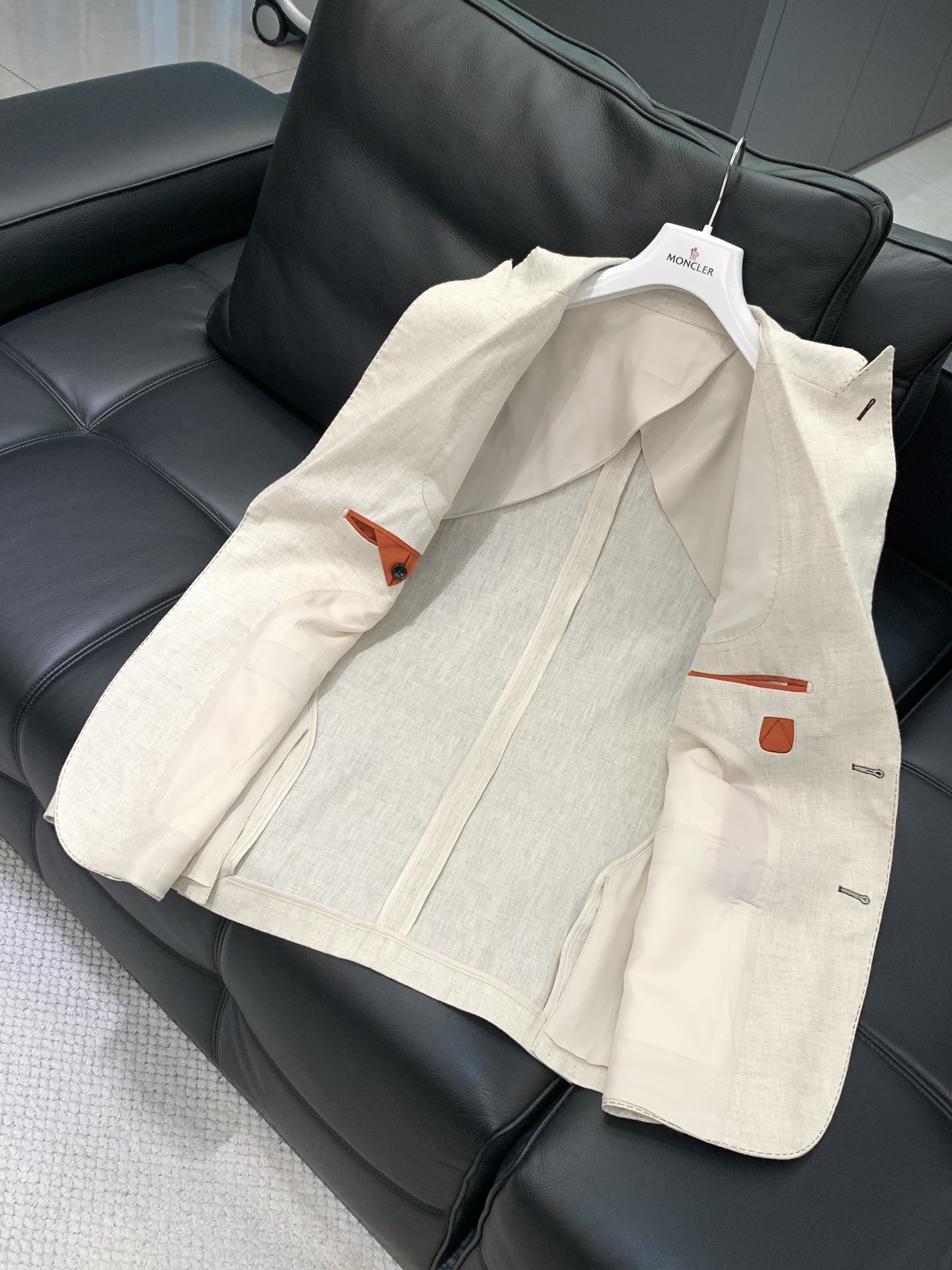 ，Loro Piana(Loro Piana )， 2026春季新品，时尚休闲西装外套，采用进口原版面料