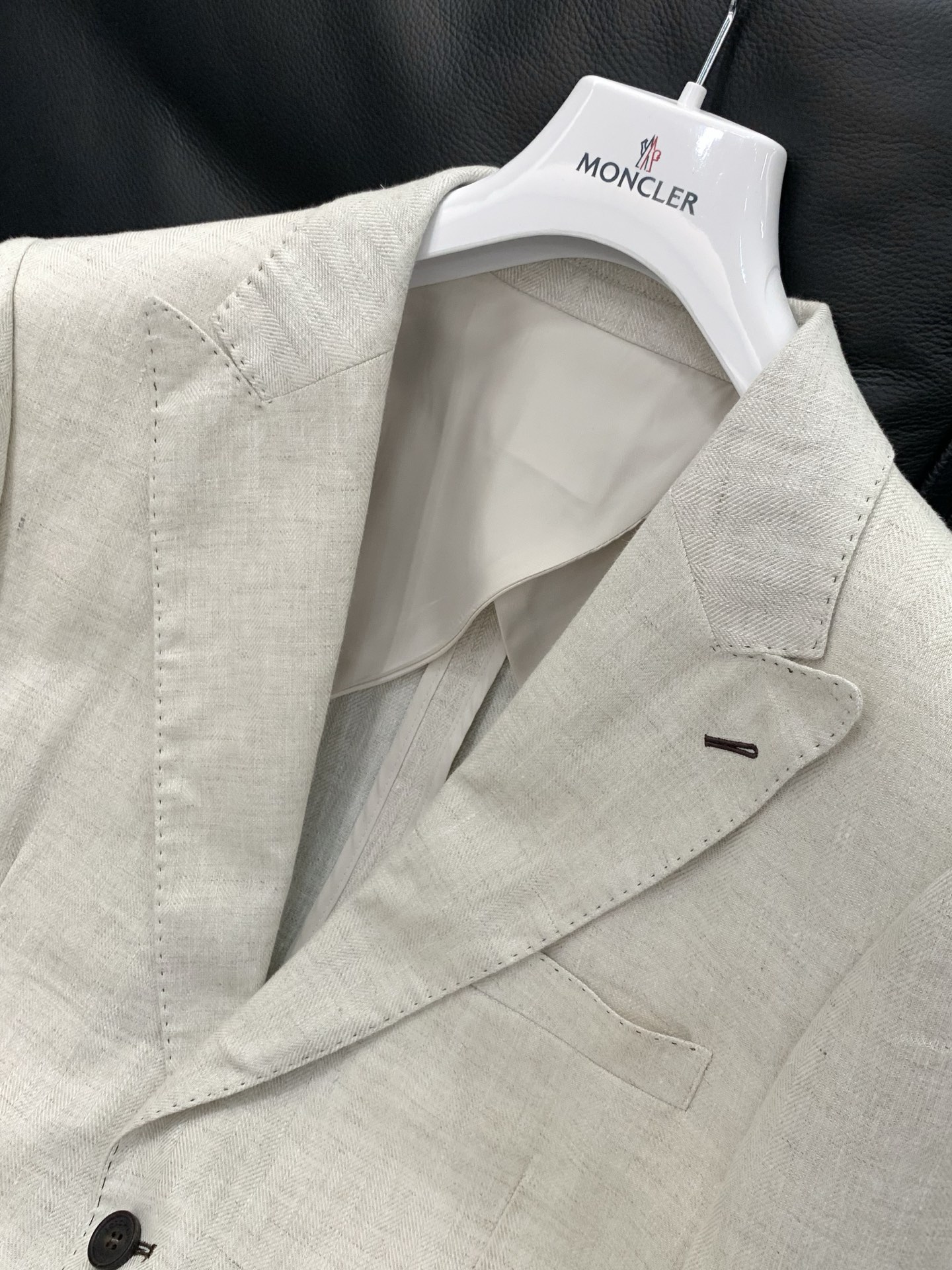 ，Loro Piana(Loro Piana )， 2026春季新品，时尚休闲西装外套，采用进口原版面料