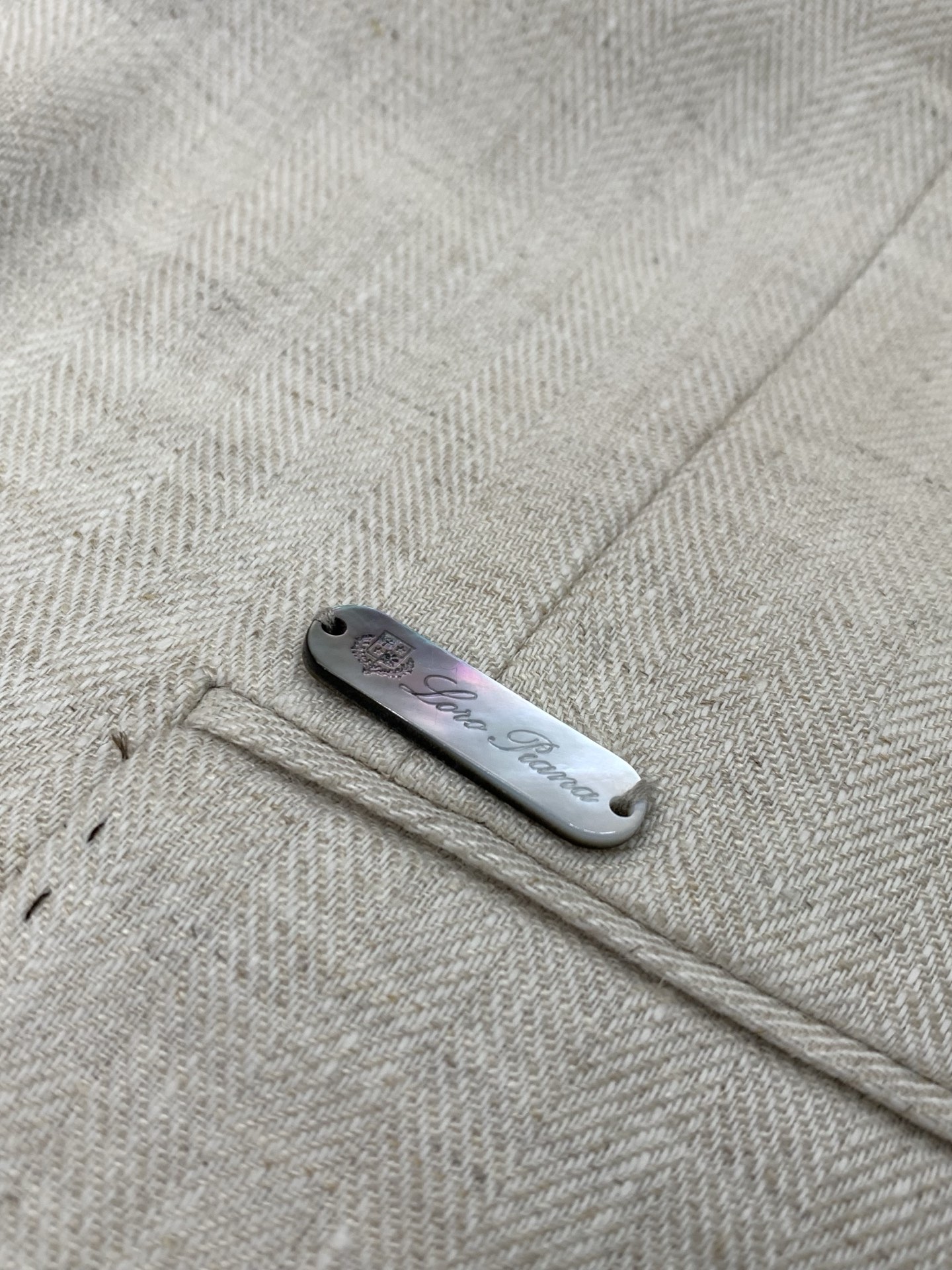 ，Loro Piana(Loro Piana )， 2026春季新品，时尚休闲西装外套，采用进口原版面料