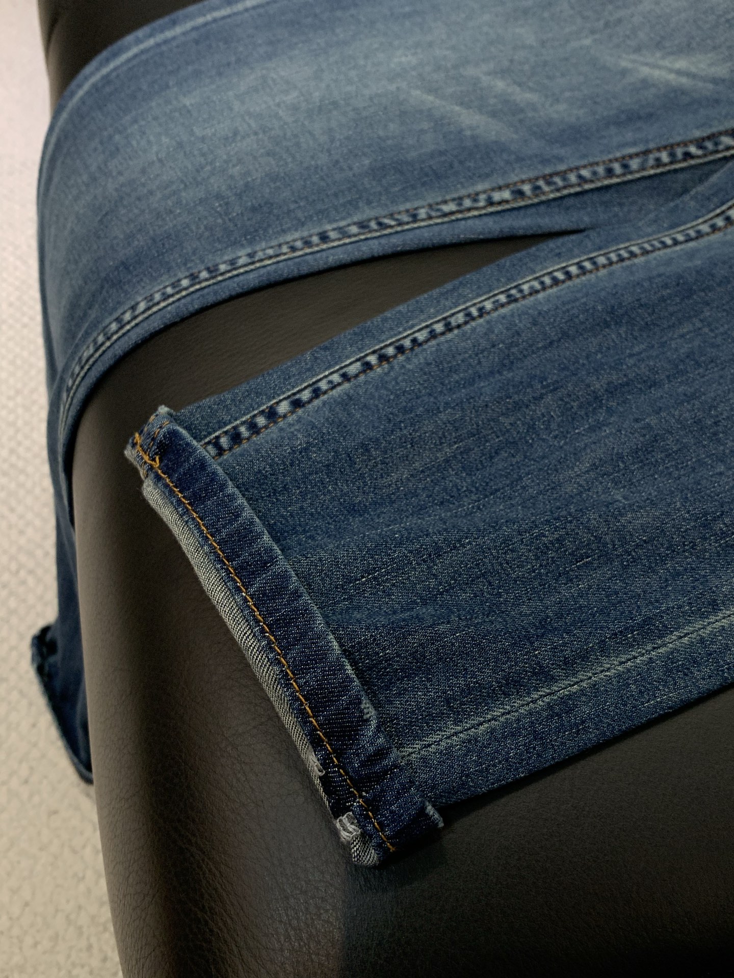 ，Zegna 杰尼亚，2026春季最新品，专柜同步有售，原单狠货，时尚休闲水洗牛仔裤，进口原版水洗面料，