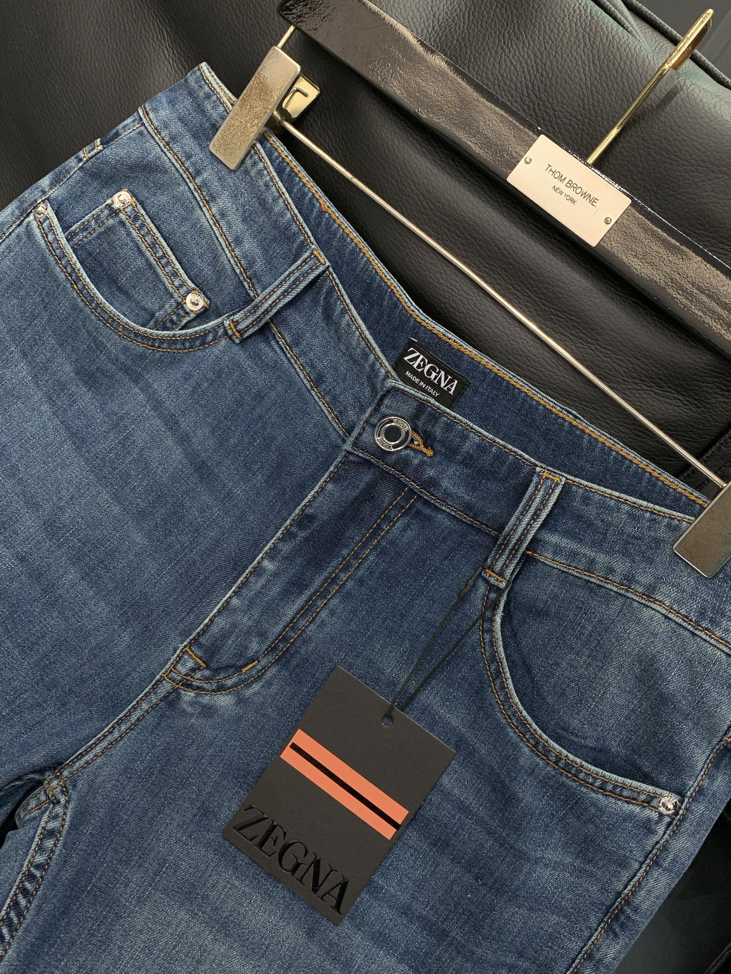 ，Zegna 杰尼亚，2026春季最新品，专柜同步有售，原单狠货，时尚休闲水洗牛仔裤，进口原版水洗面料，