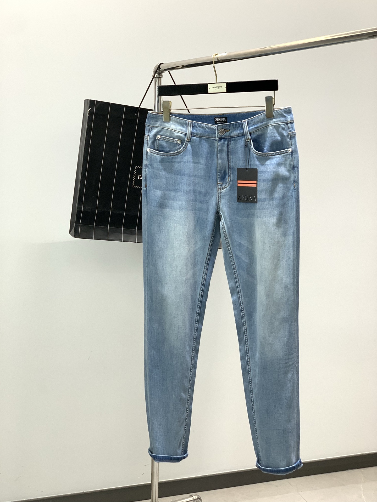 ，Zegna 杰尼亚，2026春季最新品，专柜同步有售，原单狠货，时尚休闲水洗牛仔裤，进口原版水洗面料，