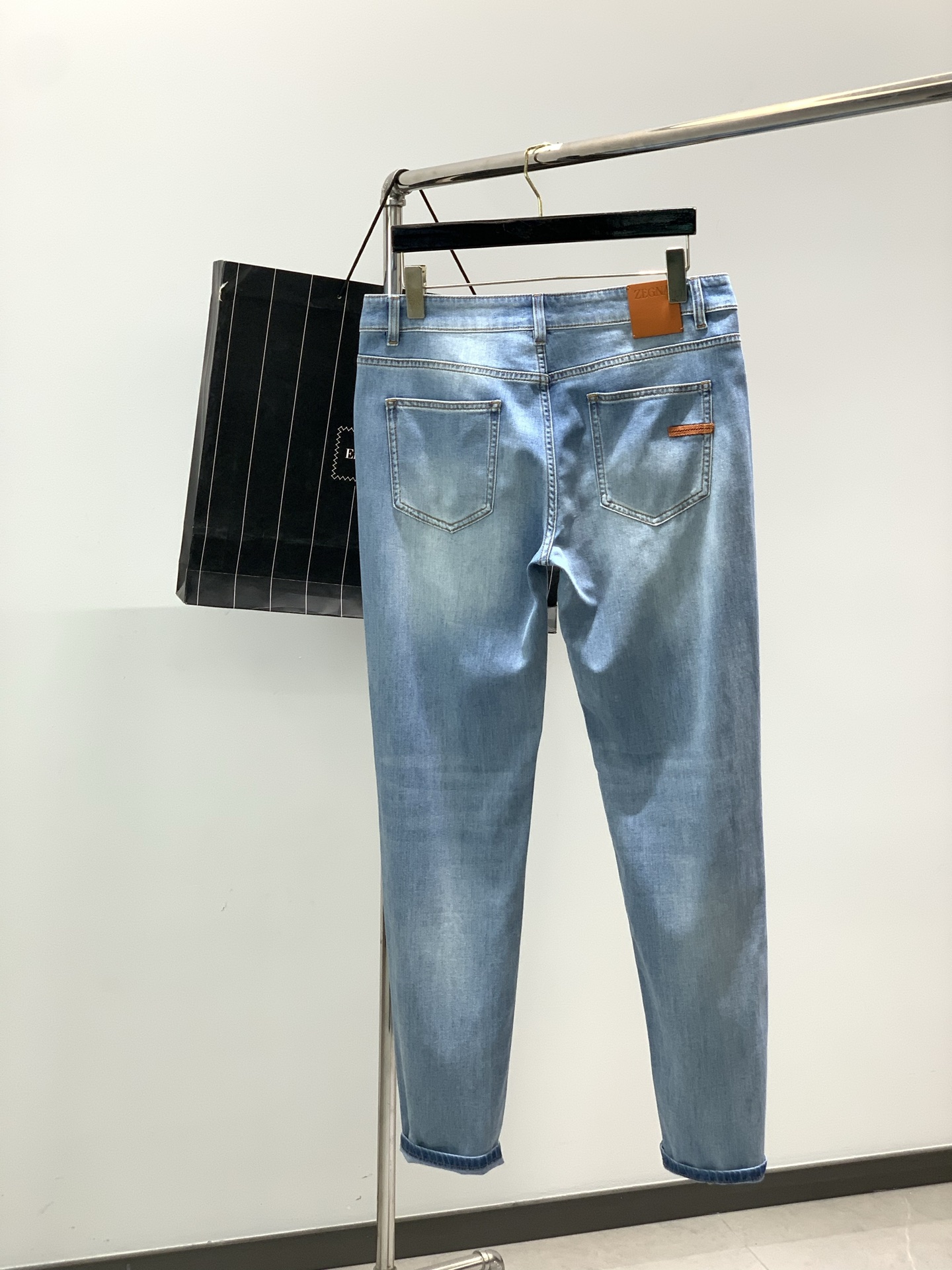 ，Zegna 杰尼亚，2026春季最新品，专柜同步有售，原单狠货，时尚休闲水洗牛仔裤，进口原版水洗面料，