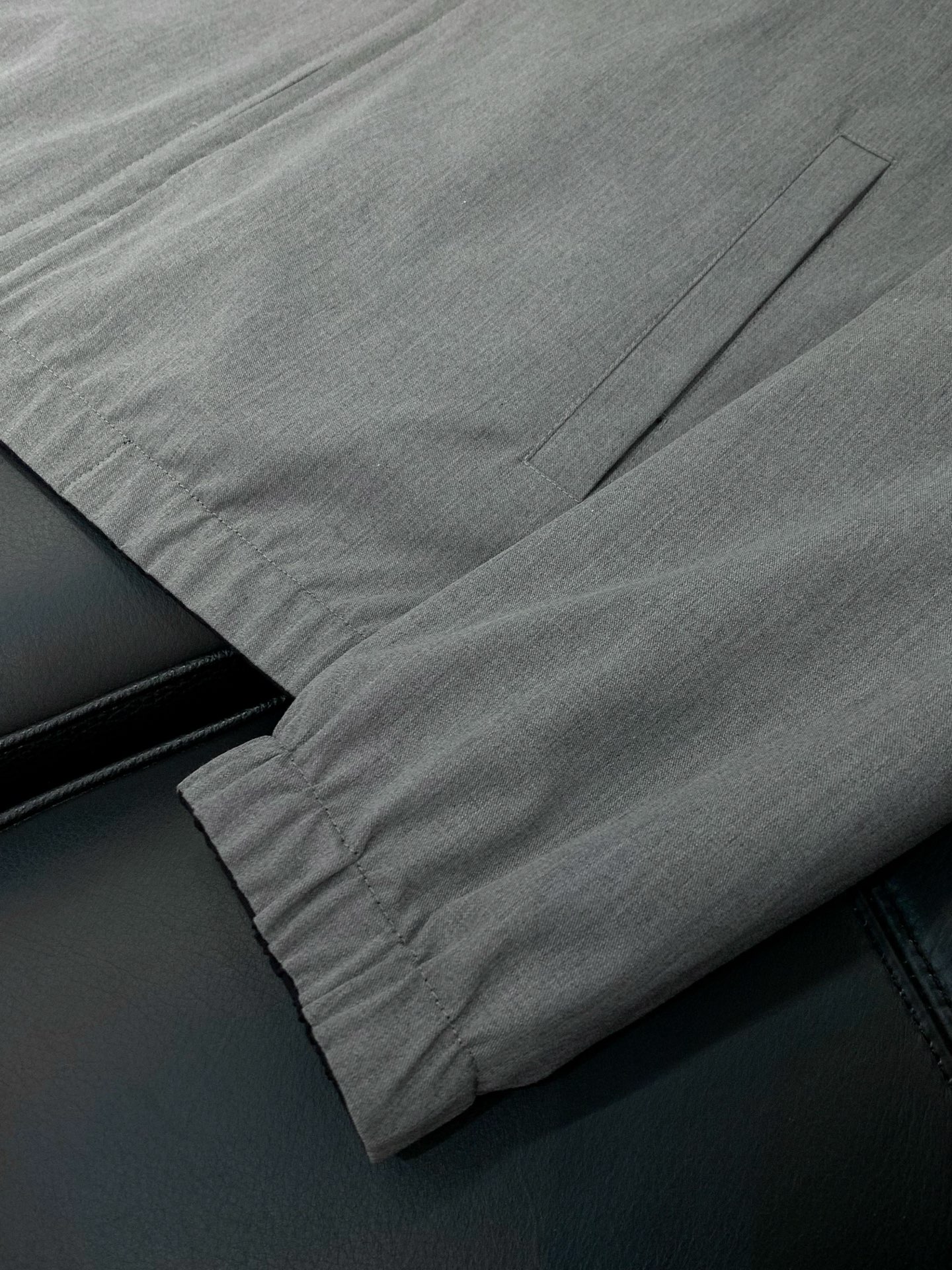 ，Loro Piana(Loro Piana )， 2026春季新品，时尚休闲两面穿夹克外套，采用进口原