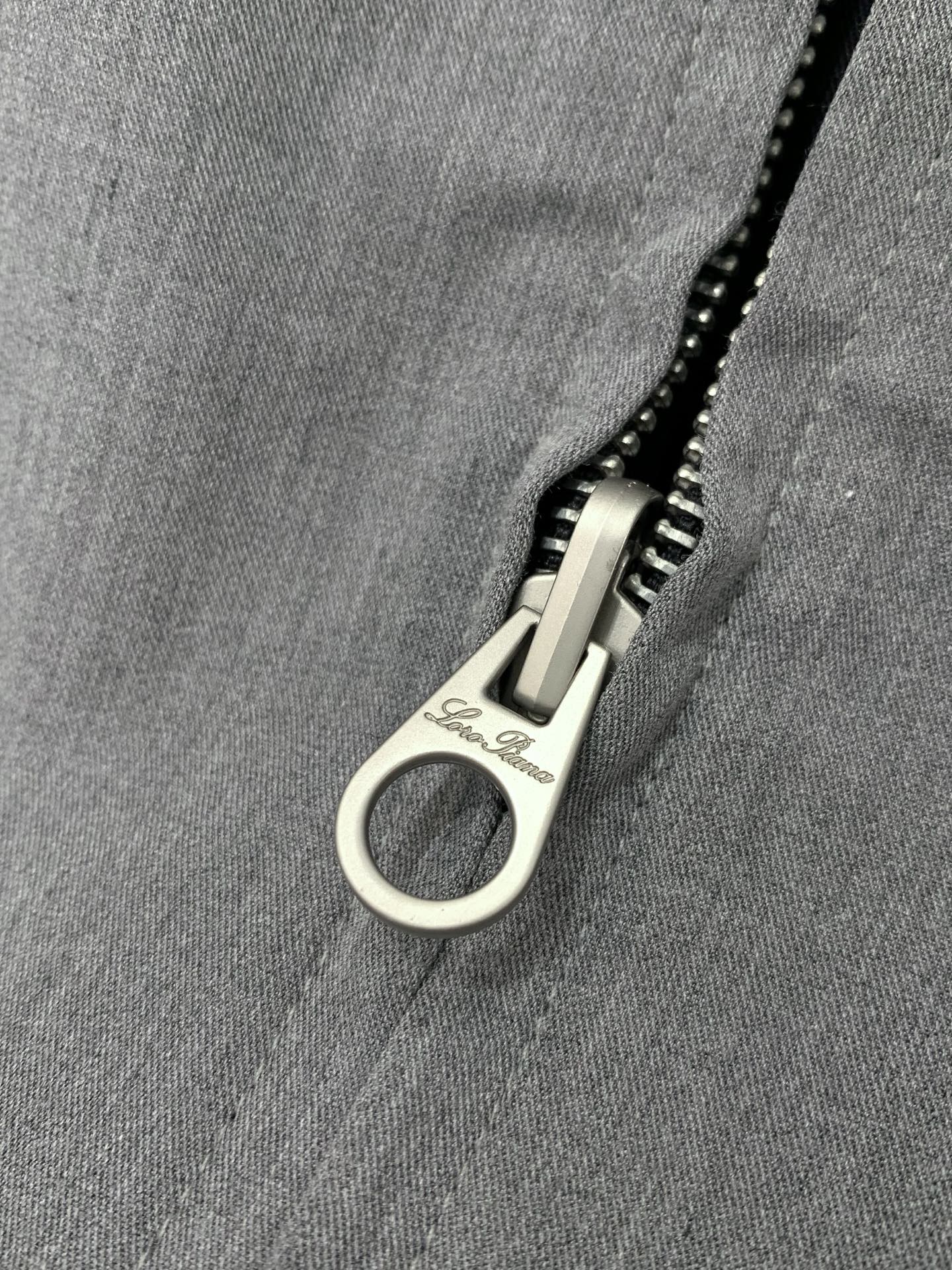 ，Loro Piana(Loro Piana )， 2026春季新品，时尚休闲两面穿夹克外套，采用进口原