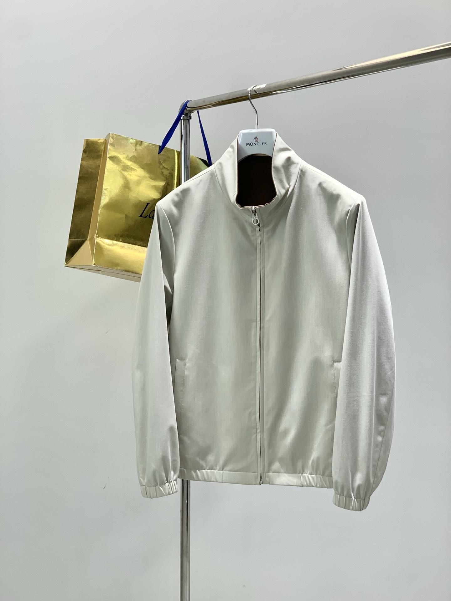 ，Loro Piana(Loro Piana )， 2026春季新品，时尚休闲两面穿夹克外套，采用进口原