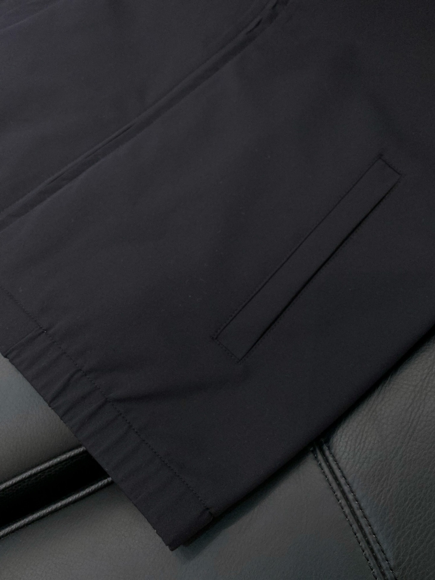 ，Loro Piana(Loro Piana )， 2026春季新品，时尚休闲两面穿马甲，采用进口原版面