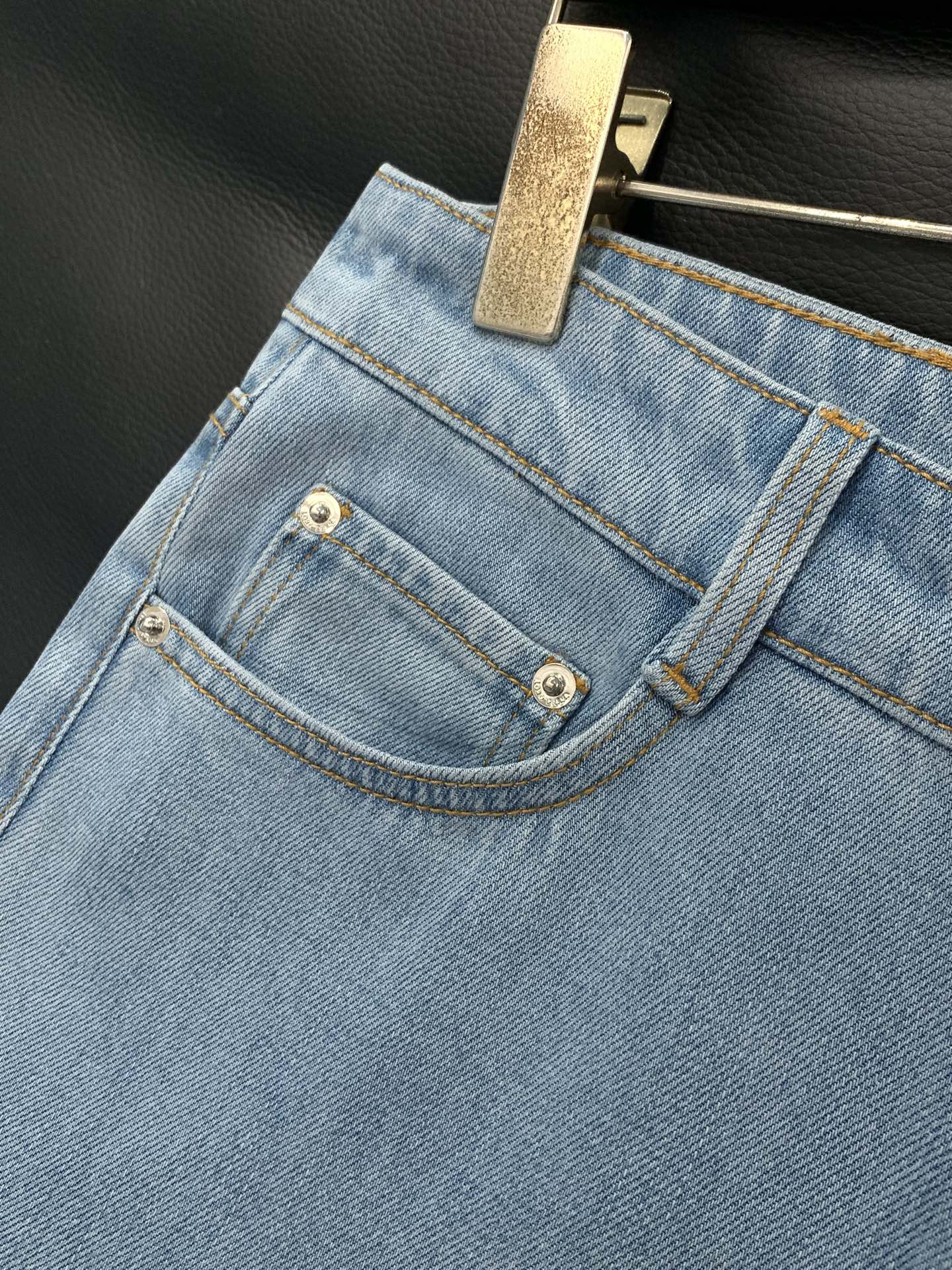 ，Loro Piana(Loro Piana )，2026春季最新品，专柜同步有售，原单狠货，时尚休闲牛