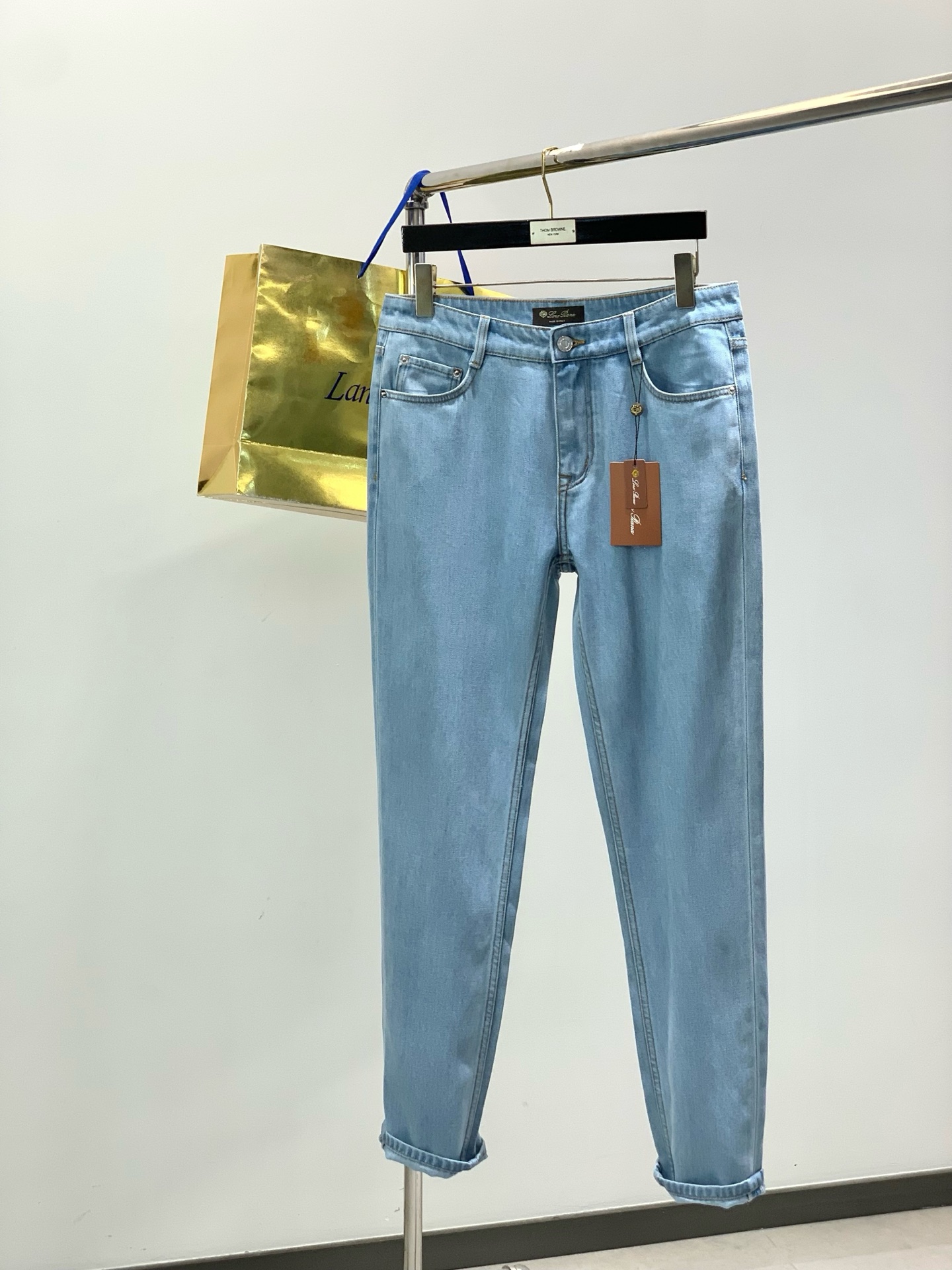 ，Loro Piana(Loro Piana )，2026春季最新品，专柜同步有售，原单狠货，时尚休闲牛