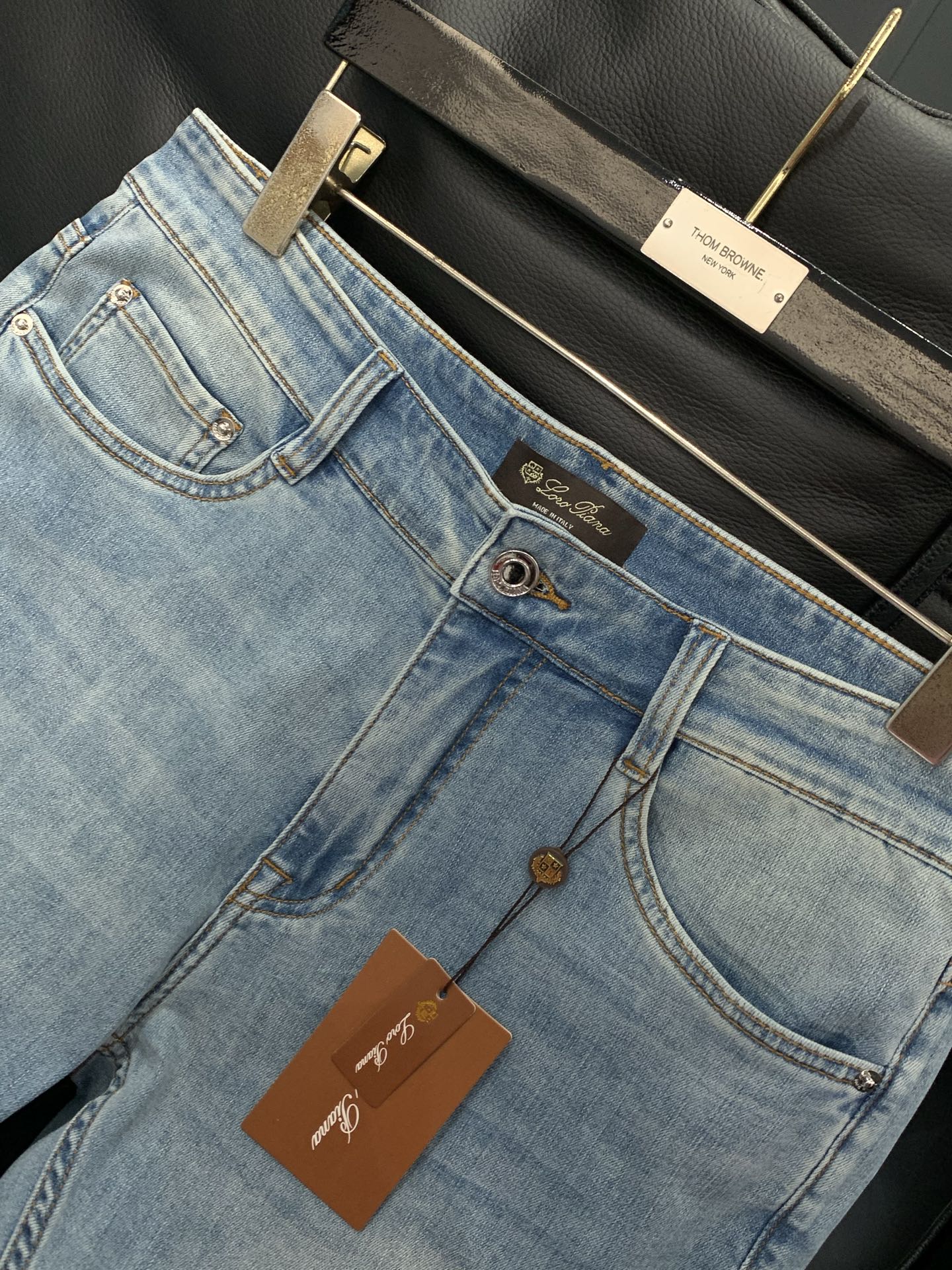 ，Loro Piana(Loro Piana )，2026春季最新品，专柜同步有售，原单狠货，时尚休闲牛