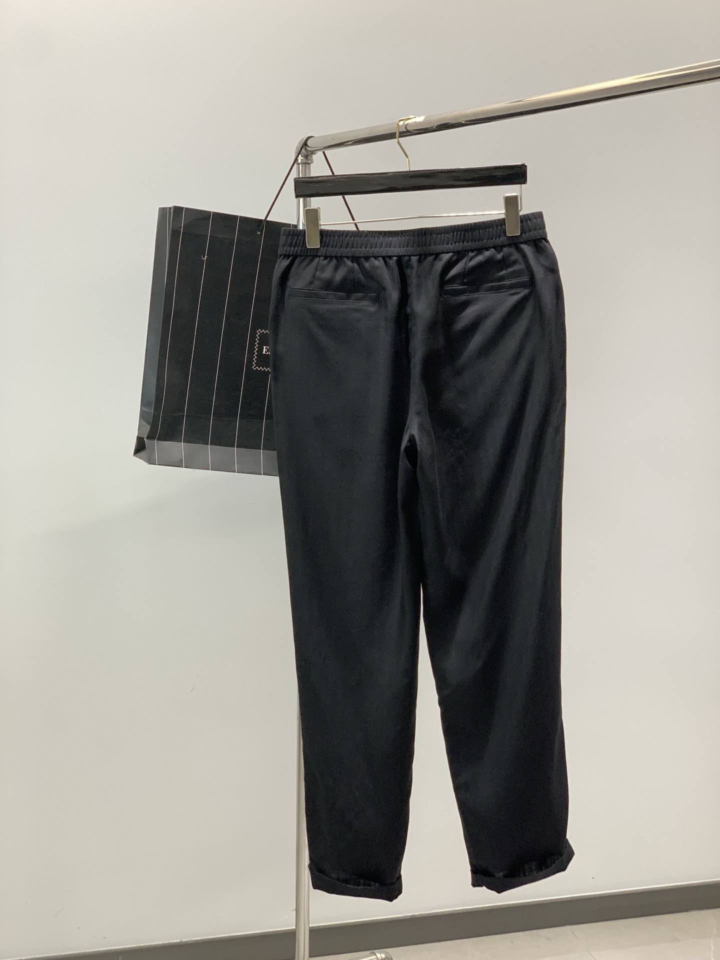 ，Zegna 杰尼亚，2026春季最新品，专柜同步有售，原单狠货，时尚休闲裤，进口原版面料，上身舒适透气