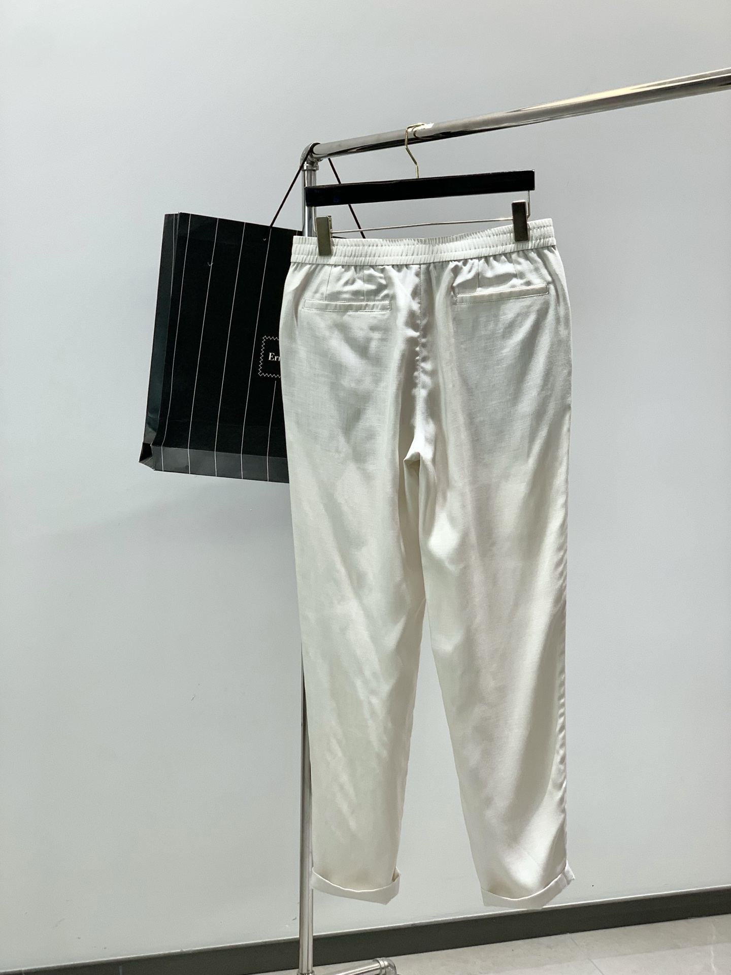 ，Zegna 杰尼亚，2026春季最新品，专柜同步有售，原单狠货，时尚休闲裤，进口原版面料，上身舒适透气