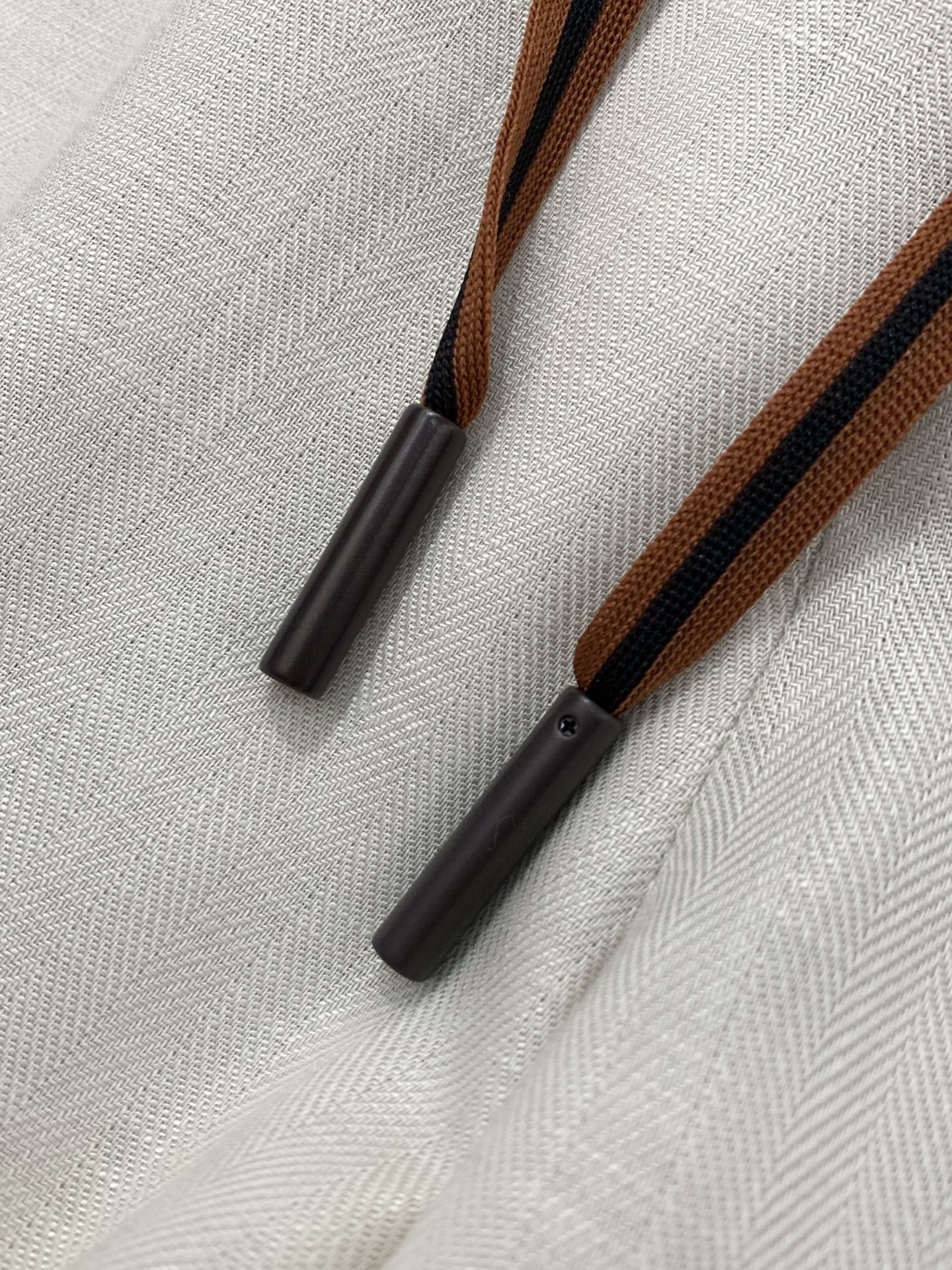 ，Zegna 杰尼亚，2026春季最新品，专柜同步有售，原单狠货，时尚休闲裤，进口原版面料，上身舒适透气