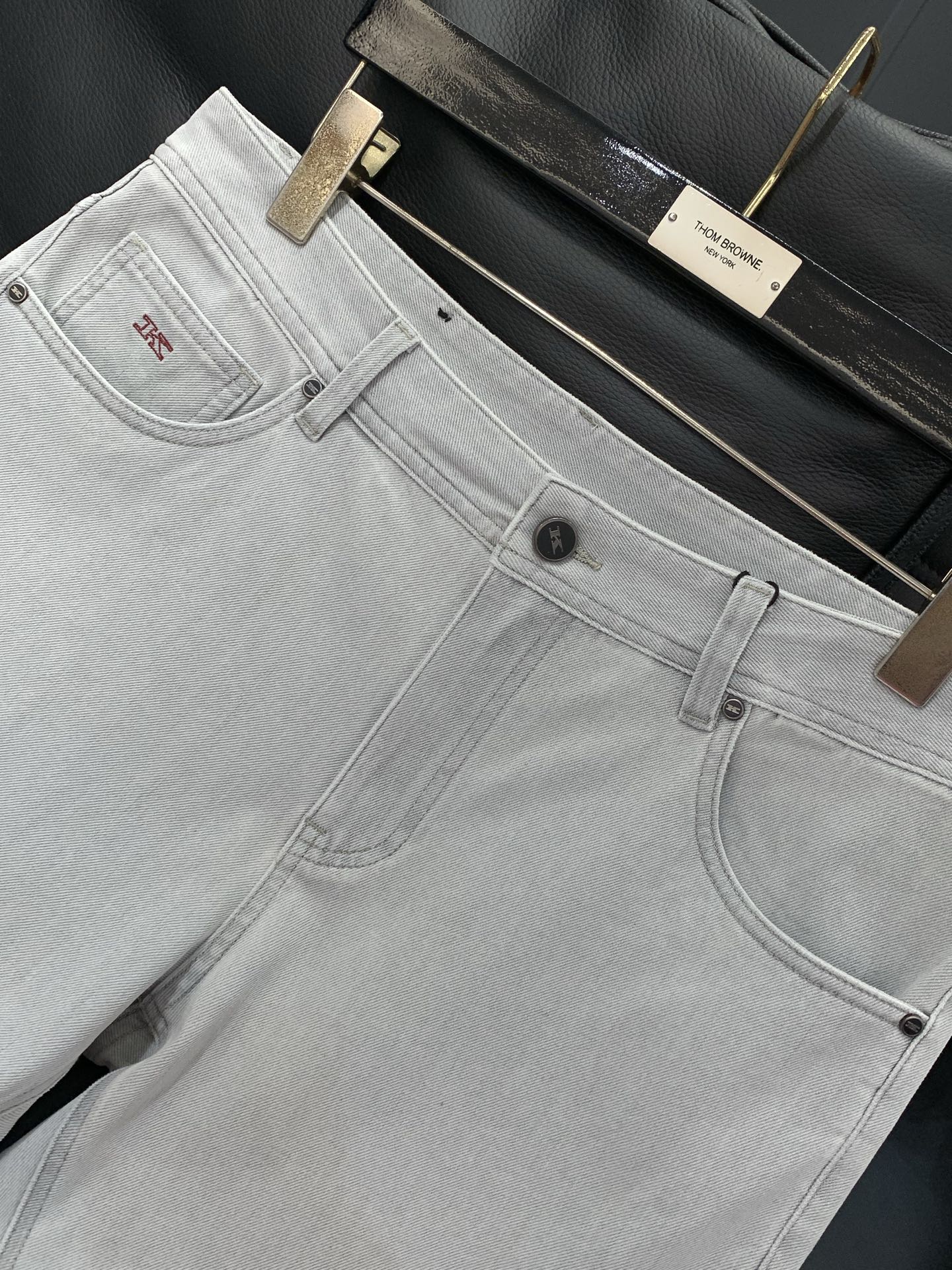 ，Kiton，2026春季最新品，专柜同步有售，时尚休闲水洗牛仔裤，进口原版水洗面料，做工极为复杂，唯一