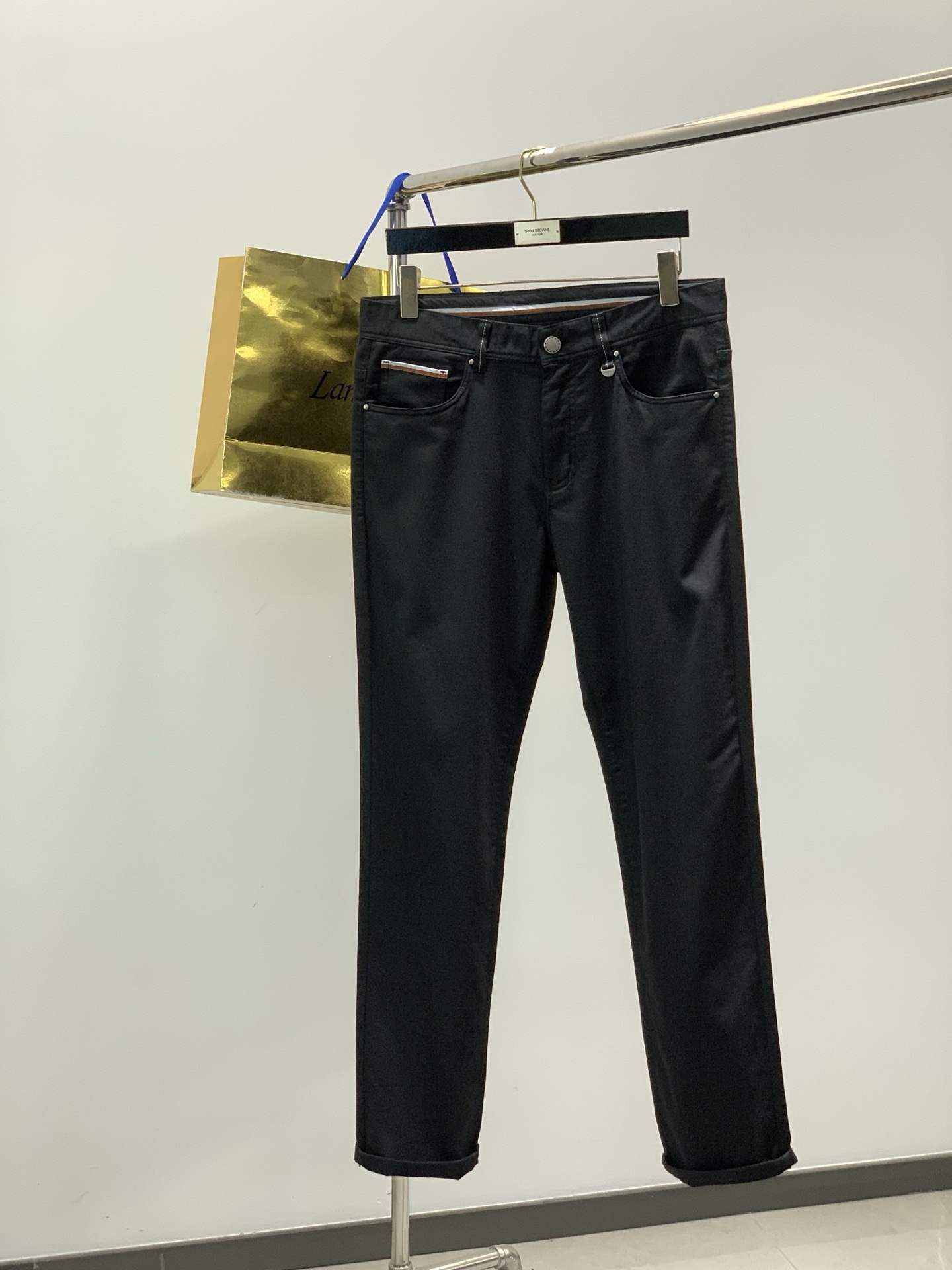 ，CANALI，2026春季最新品，专柜同步有售，原单狠货，时尚休闲裤，进口原版面料，上身舒适透气，顶级