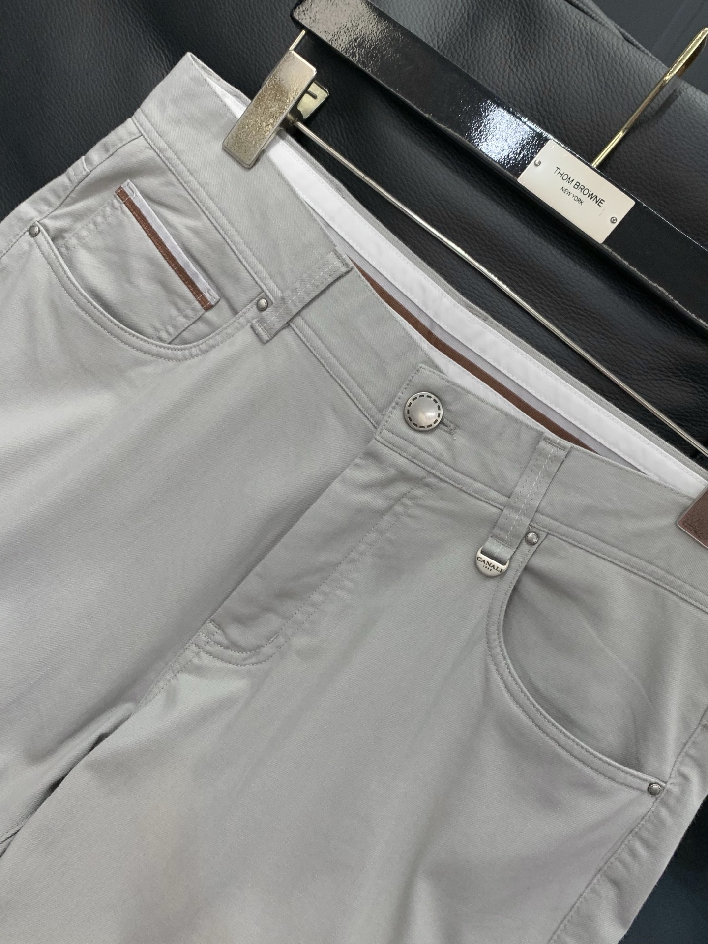 ，CANALI，2026春季最新品，专柜同步有售，原单狠货，时尚休闲裤，进口原版面料，上身舒适透气，顶级