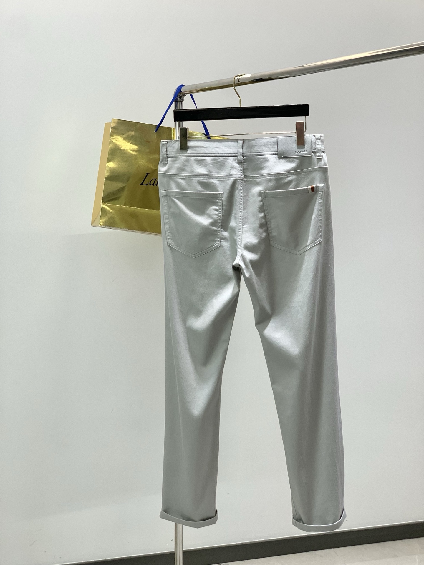 ，CANALI，2026春季最新品，专柜同步有售，原单狠货，时尚休闲裤，进口原版面料，上身舒适透气，顶级