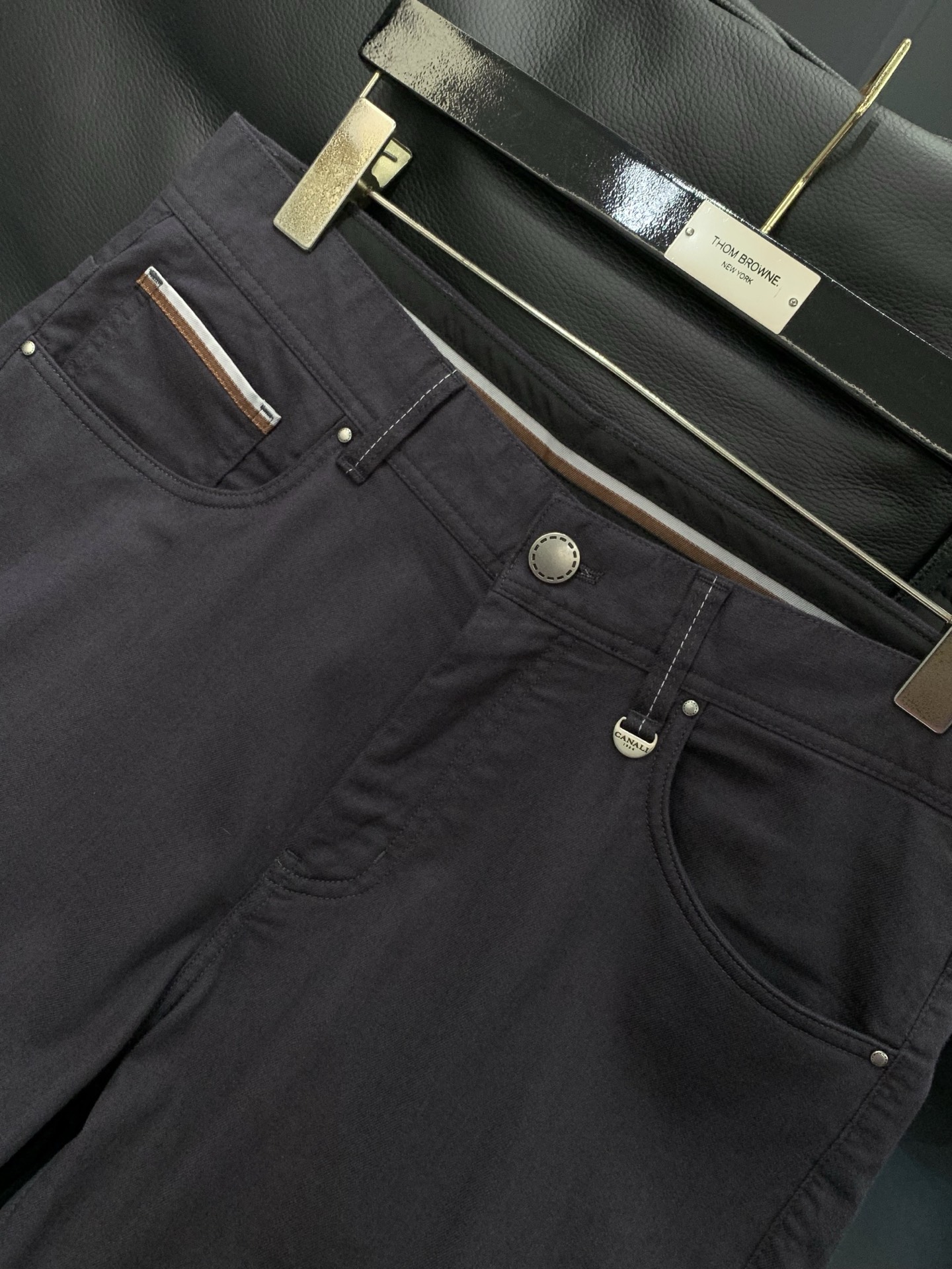 ，CANALI，2026春季最新品，专柜同步有售，原单狠货，时尚休闲裤，进口原版面料，上身舒适透气，顶级