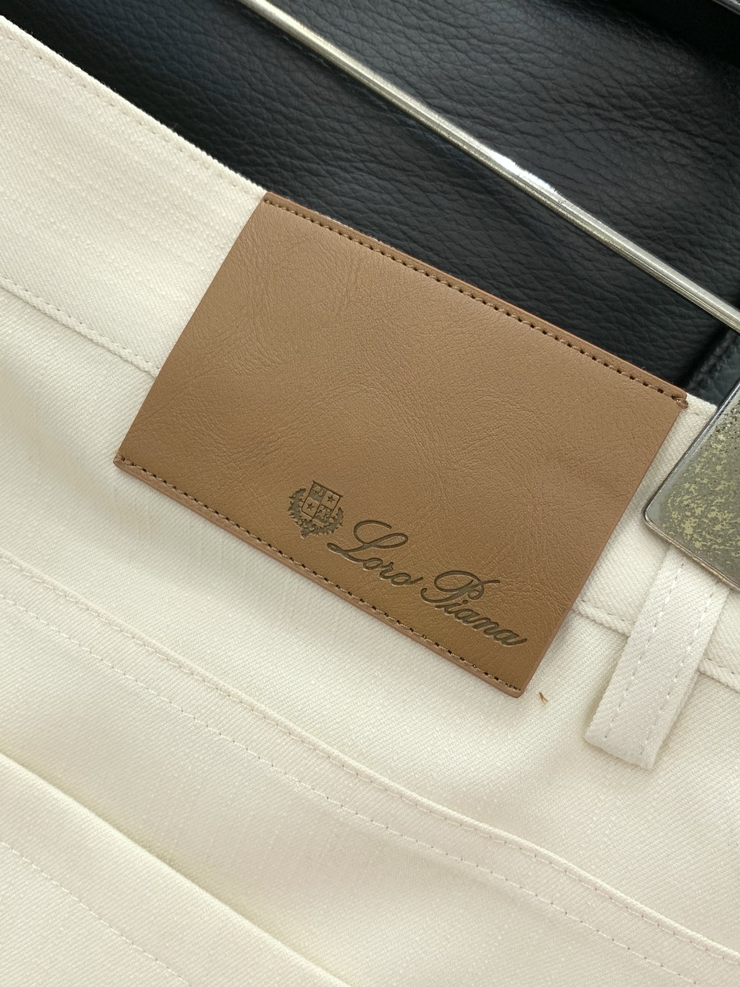 ，Loro piana(Loro Piana )，2026春季最新品，专柜同步有售，原单狠货，时尚休闲裤