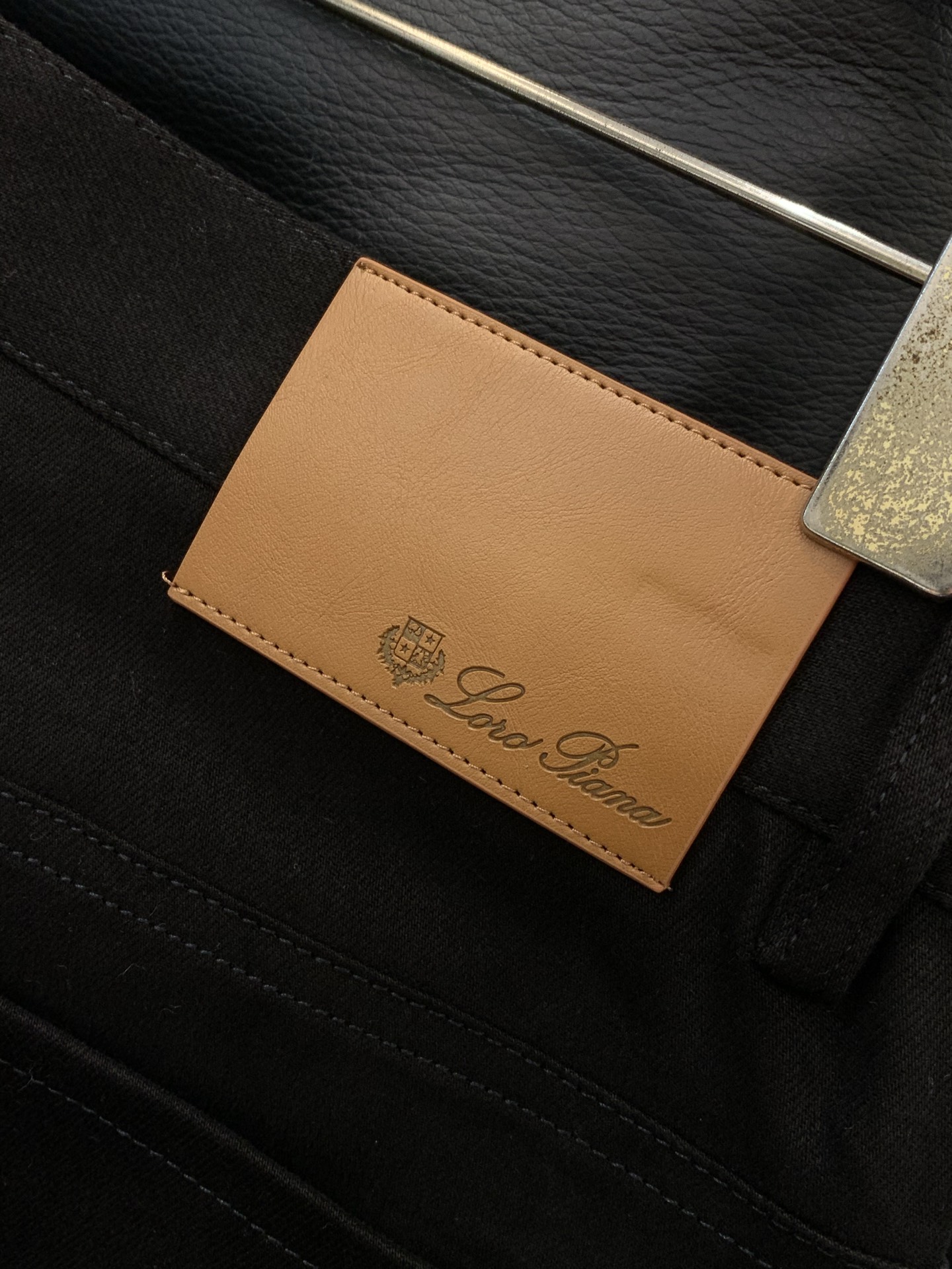 ，Loro piana(Loro Piana )，2026春季最新品，专柜同步有售，原单狠货，时尚休闲裤