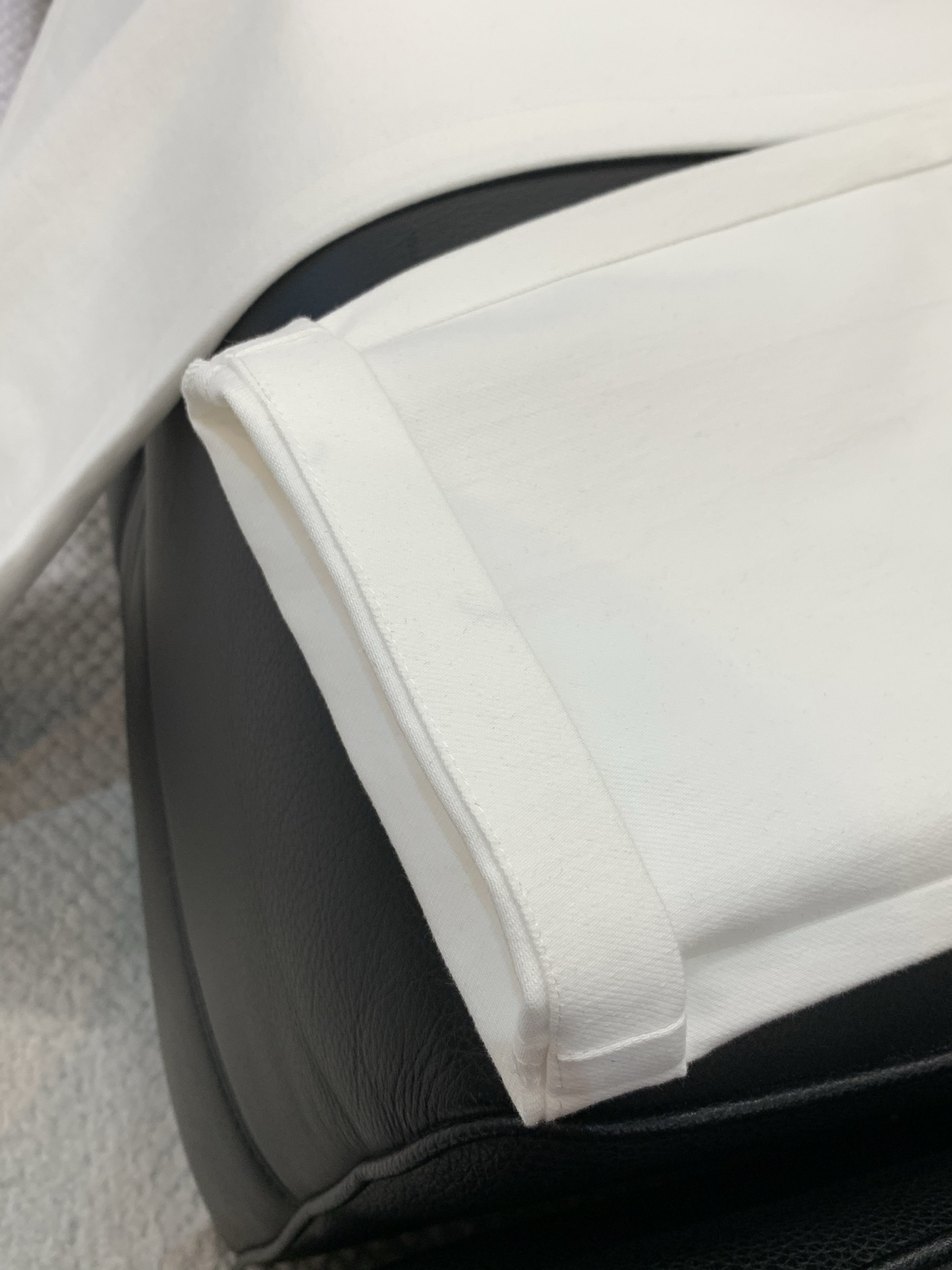 ，Loro piana(Loro Piana )，2026春季最新品，专柜同步有售，原单狠货，时尚休闲裤