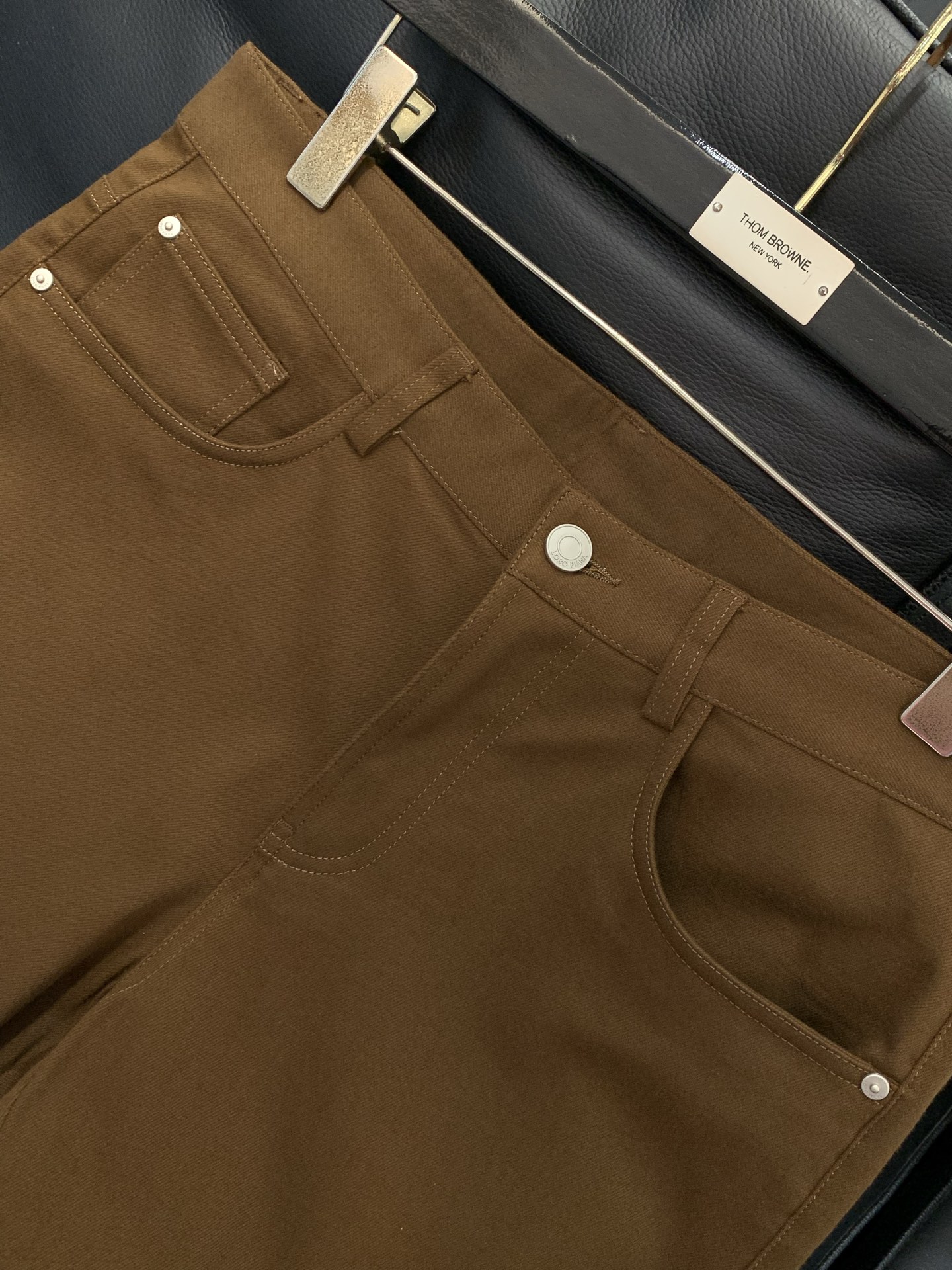 ，Loro piana(Loro Piana )，2026春季最新品，专柜同步有售，原单狠货，时尚休闲裤