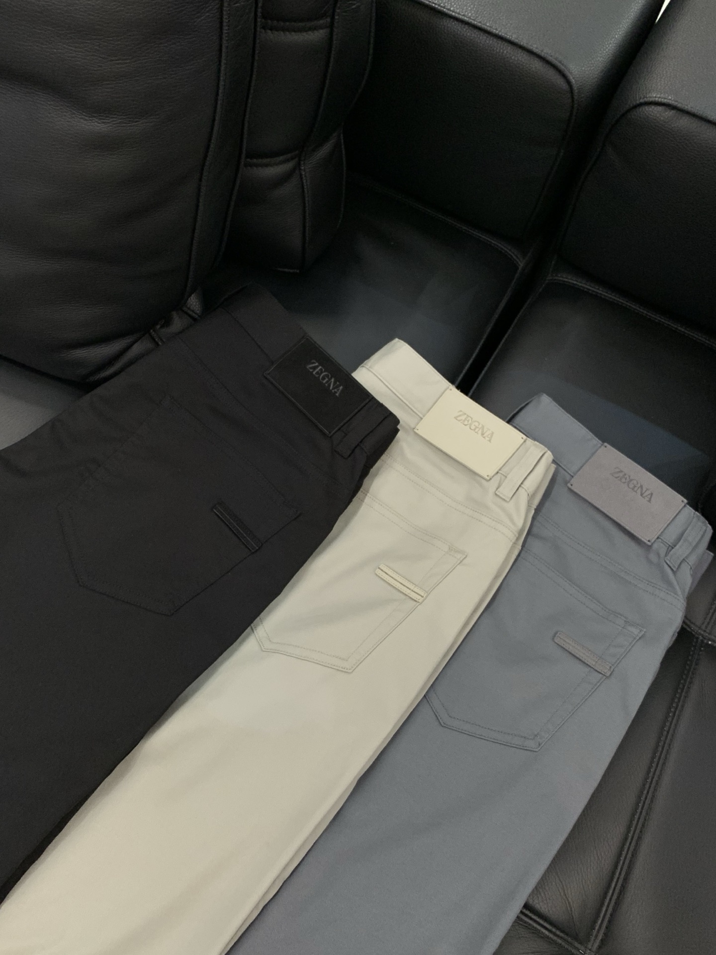 ，Zegna 杰尼亚，2026春季最新品，专柜同步有售，原单狠货，时尚休闲裤，进口原版面料，上身舒适透气