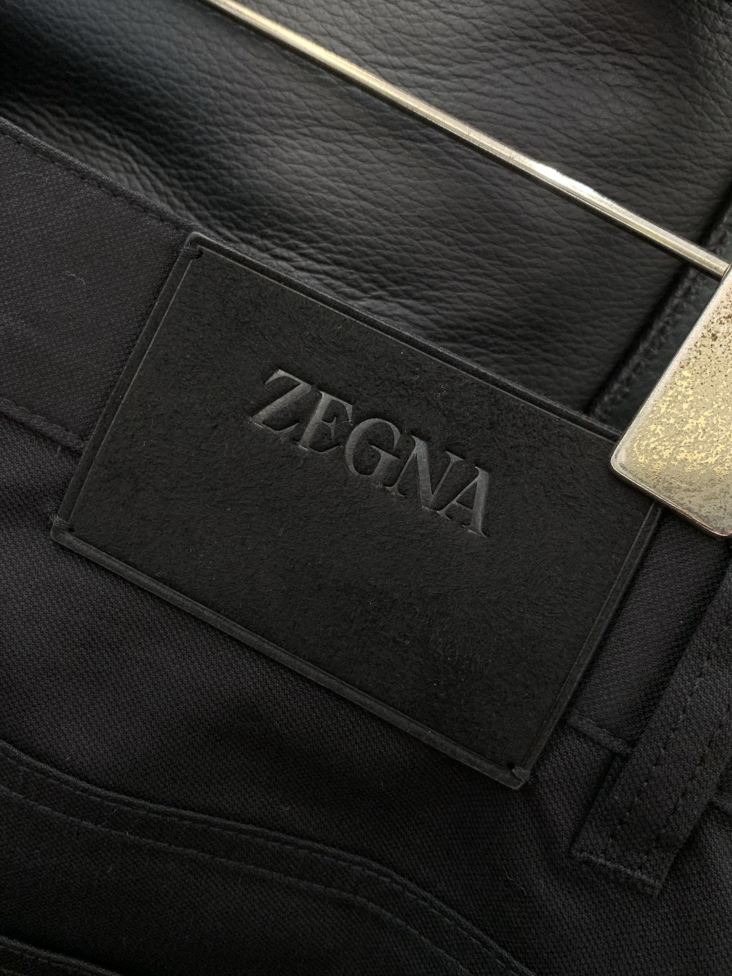 ，Zegna 杰尼亚，2026春季最新品，专柜同步有售，原单狠货，时尚休闲裤，进口原版面料，上身舒适透气