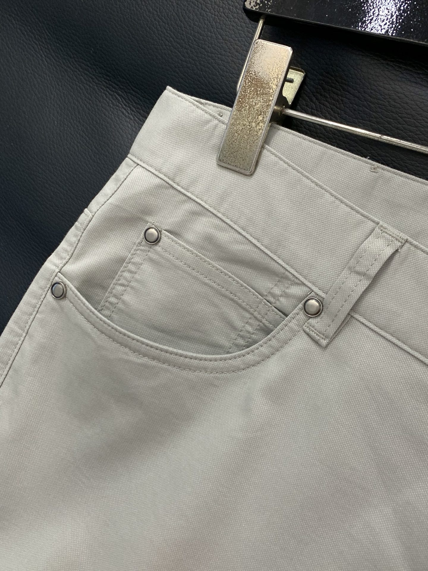 ，Zegna 杰尼亚，2026春季最新品，专柜同步有售，原单狠货，时尚休闲裤，进口原版面料，上身舒适透气