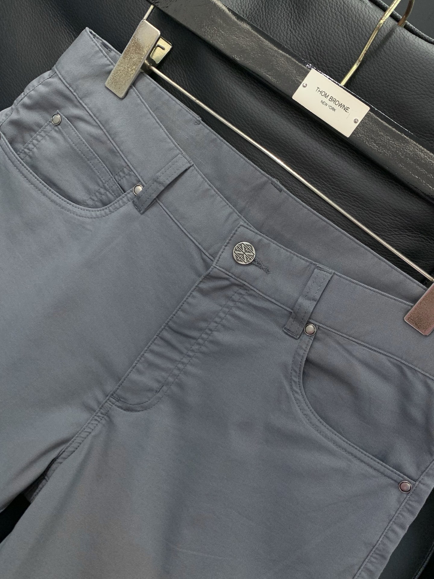 ，Zegna 杰尼亚，2026春季最新品，专柜同步有售，原单狠货，时尚休闲裤，进口原版面料，上身舒适透气