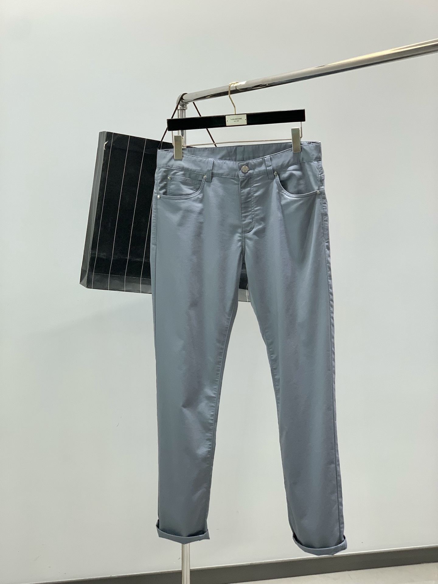 ，Zegna 杰尼亚，2026春季最新品，专柜同步有售，原单狠货，时尚休闲裤，进口原版面料，上身舒适透气