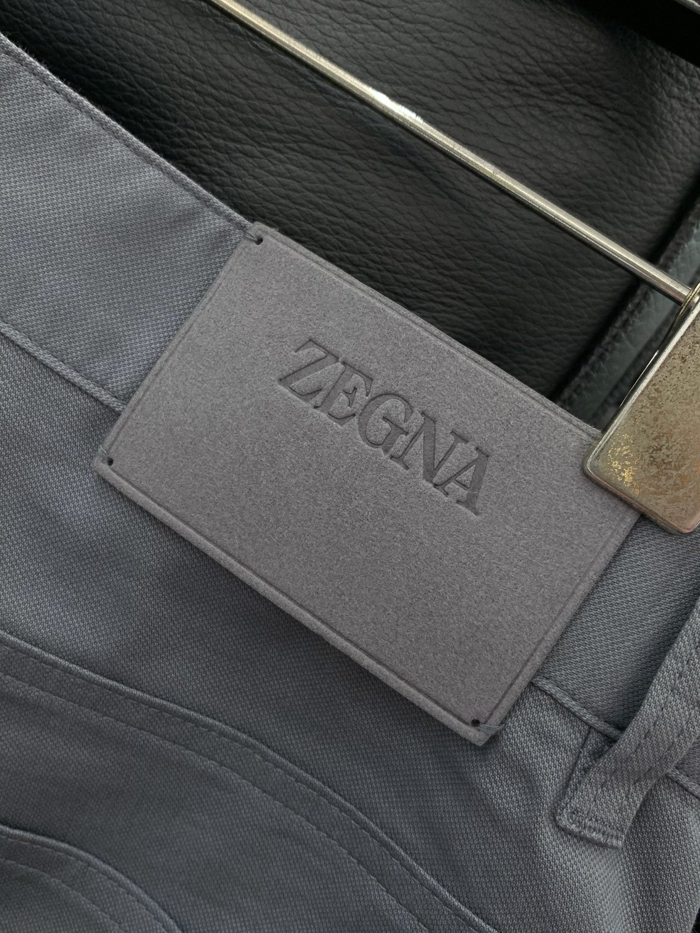 ，Zegna 杰尼亚，2026春季最新品，专柜同步有售，原单狠货，时尚休闲裤，进口原版面料，上身舒适透气