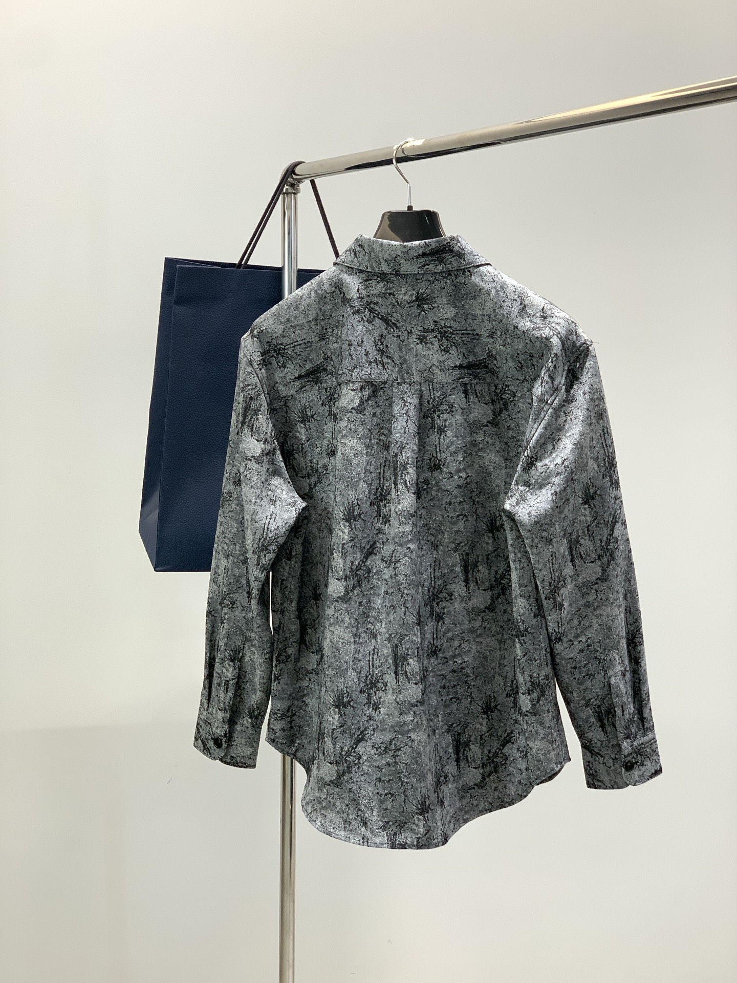 ，Dior 迪奥， 2026春季新品，专柜同步有售，简约时尚休闲翻领夹克外套，原版进口面料，舒适透气，顶