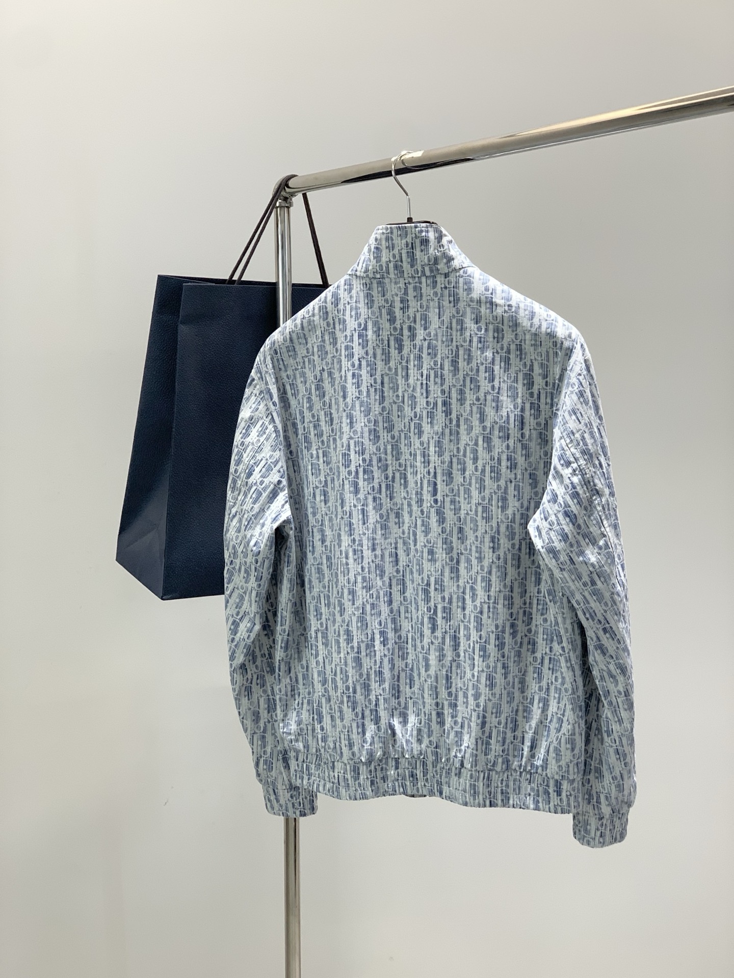 ，Dior 迪奥， 2026春季新品，专柜同步有售，简约时尚休闲立领夹克外套，原版进口面料，舒适透气，顶