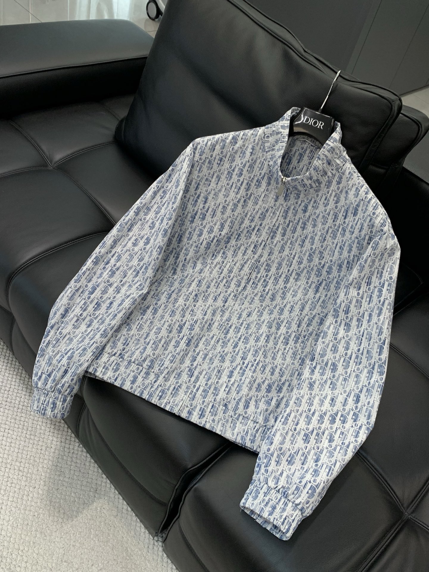 ，Dior 迪奥， 2026春季新品，专柜同步有售，简约时尚休闲立领夹克外套，原版进口面料，舒适透气，顶