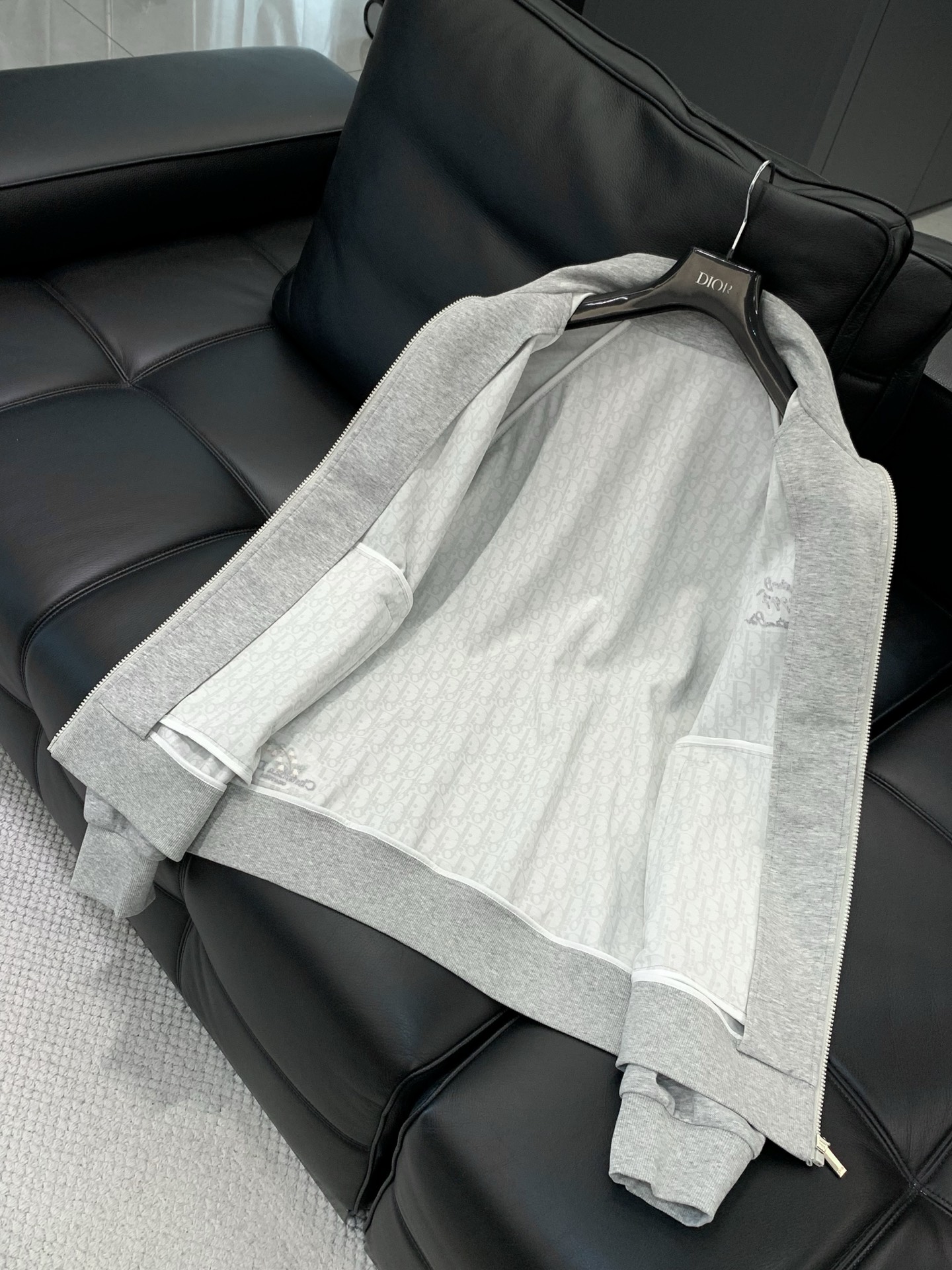 ，Dior 迪奥， 2026春季新品，专柜同步有售，简约时尚休闲立领夹克外套，原版进口面料，舒适透气，顶
